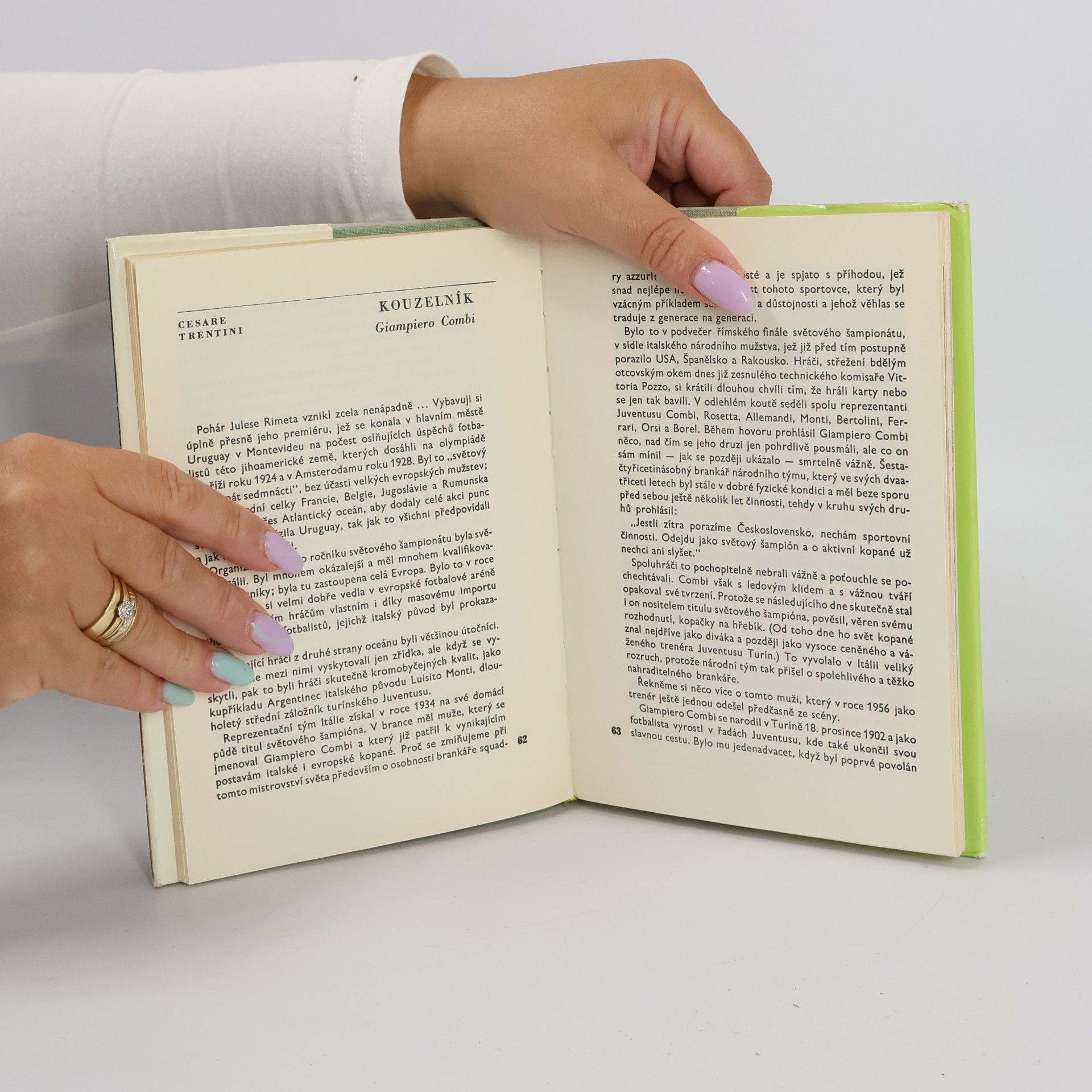 Various authors Ve fotbalové brance