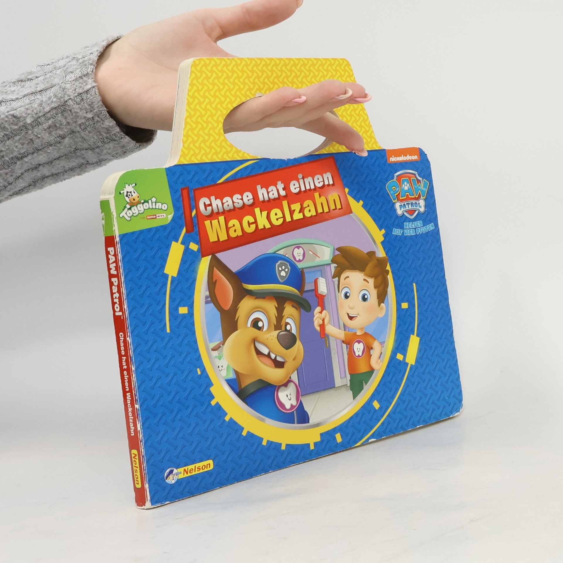 PAW Patrol: Chase hat einen Wackelzahn