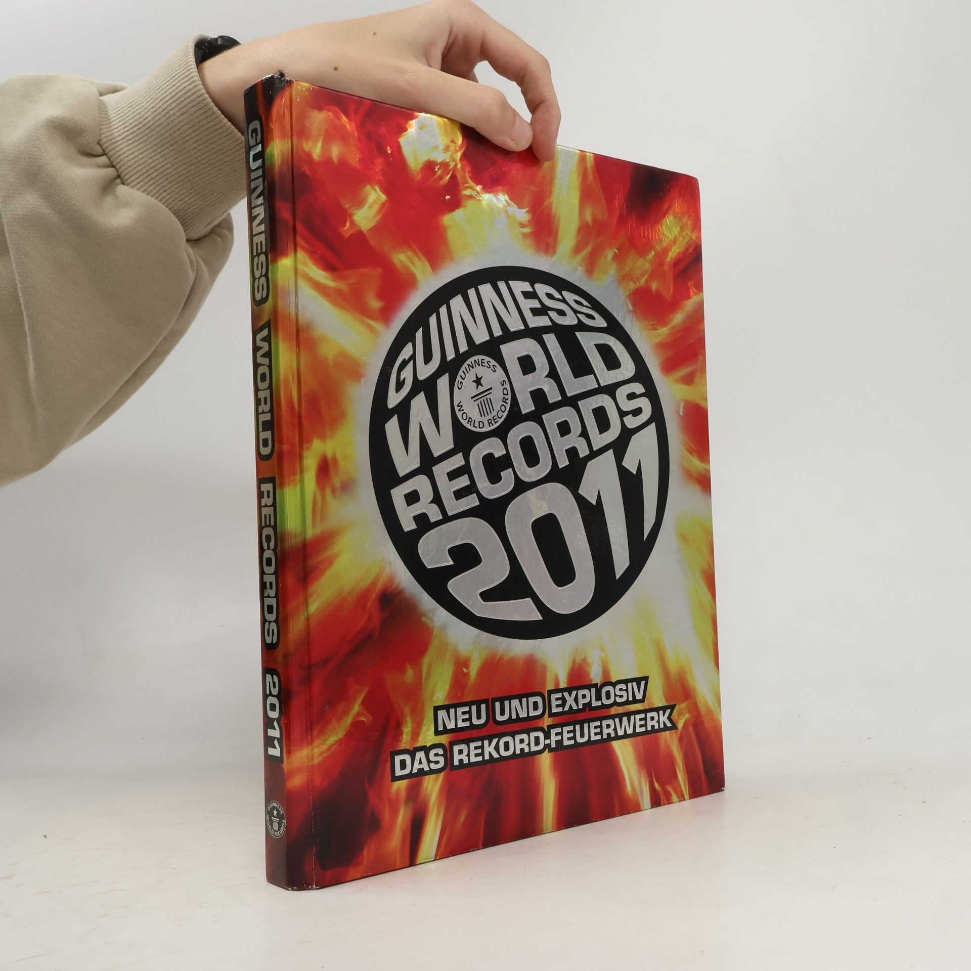 Various authors Guinness World Records 2011
