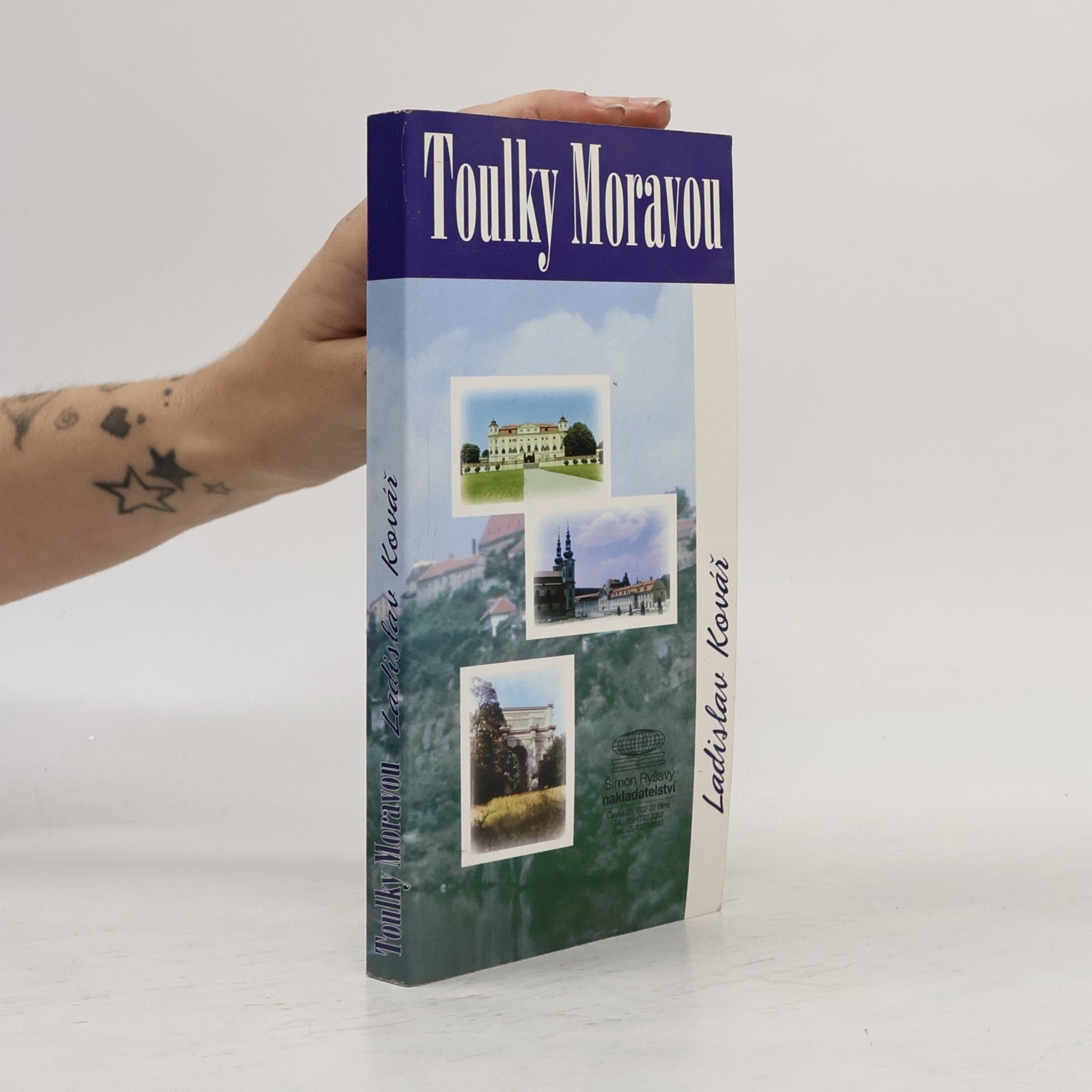 Toulky Moravou