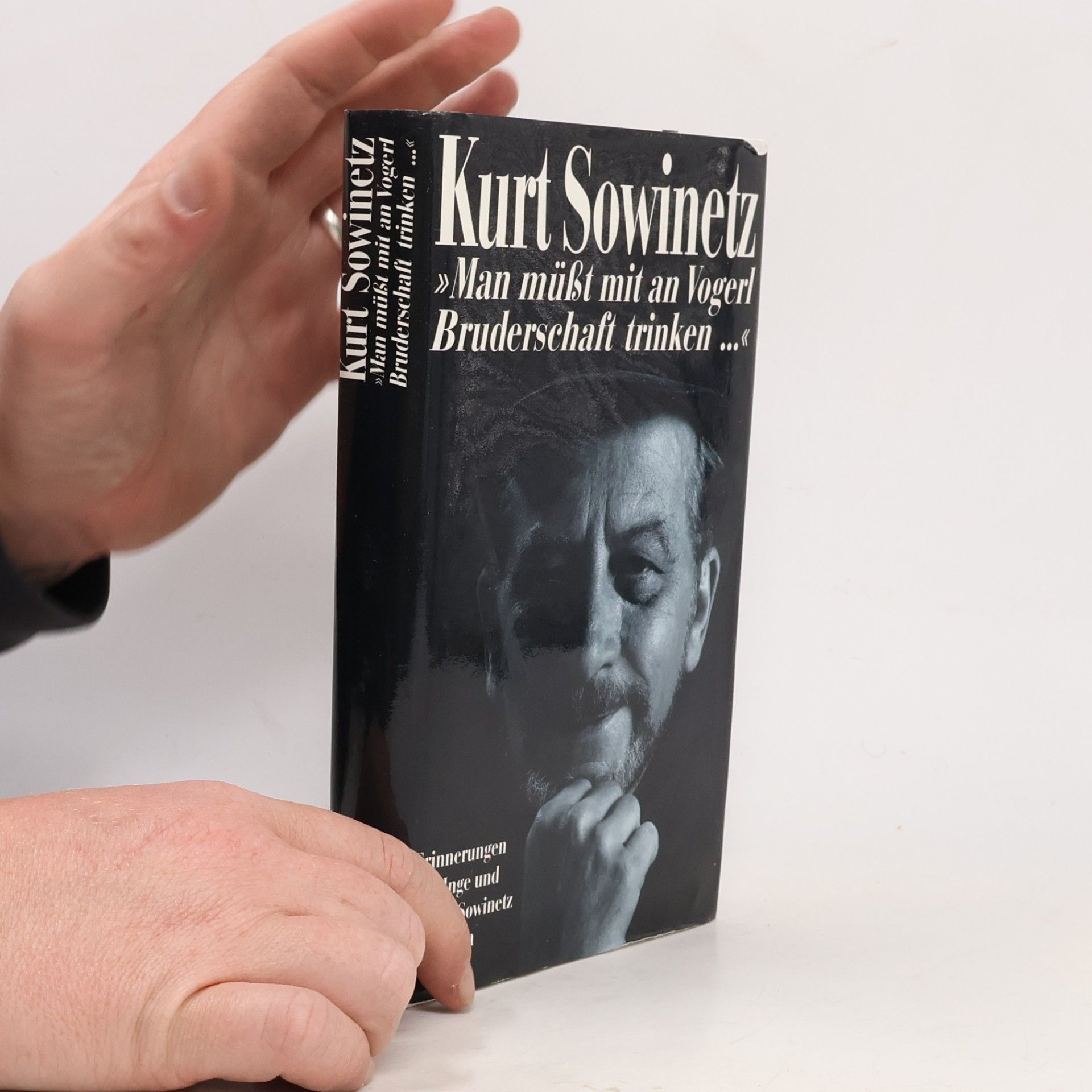 Kurt Sowinetz - Man müßt mit an Vogerl Bruderschaft trinken...