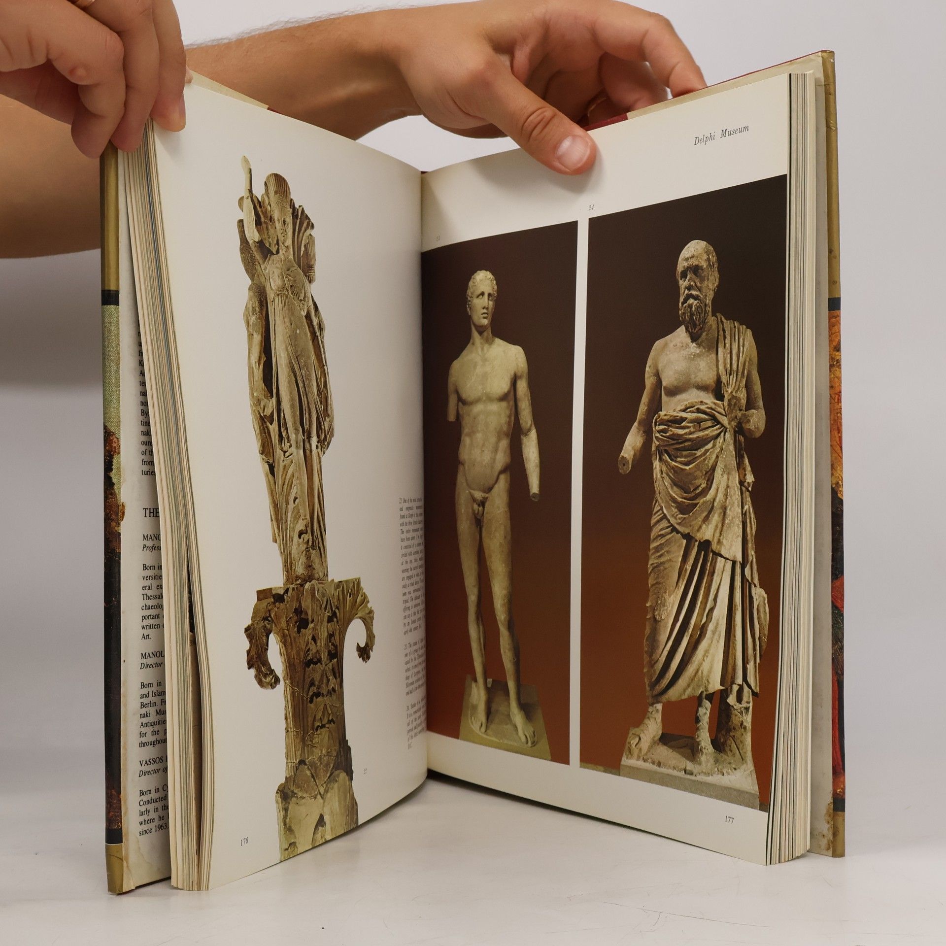 Manolis Andronikos The Greek Museums