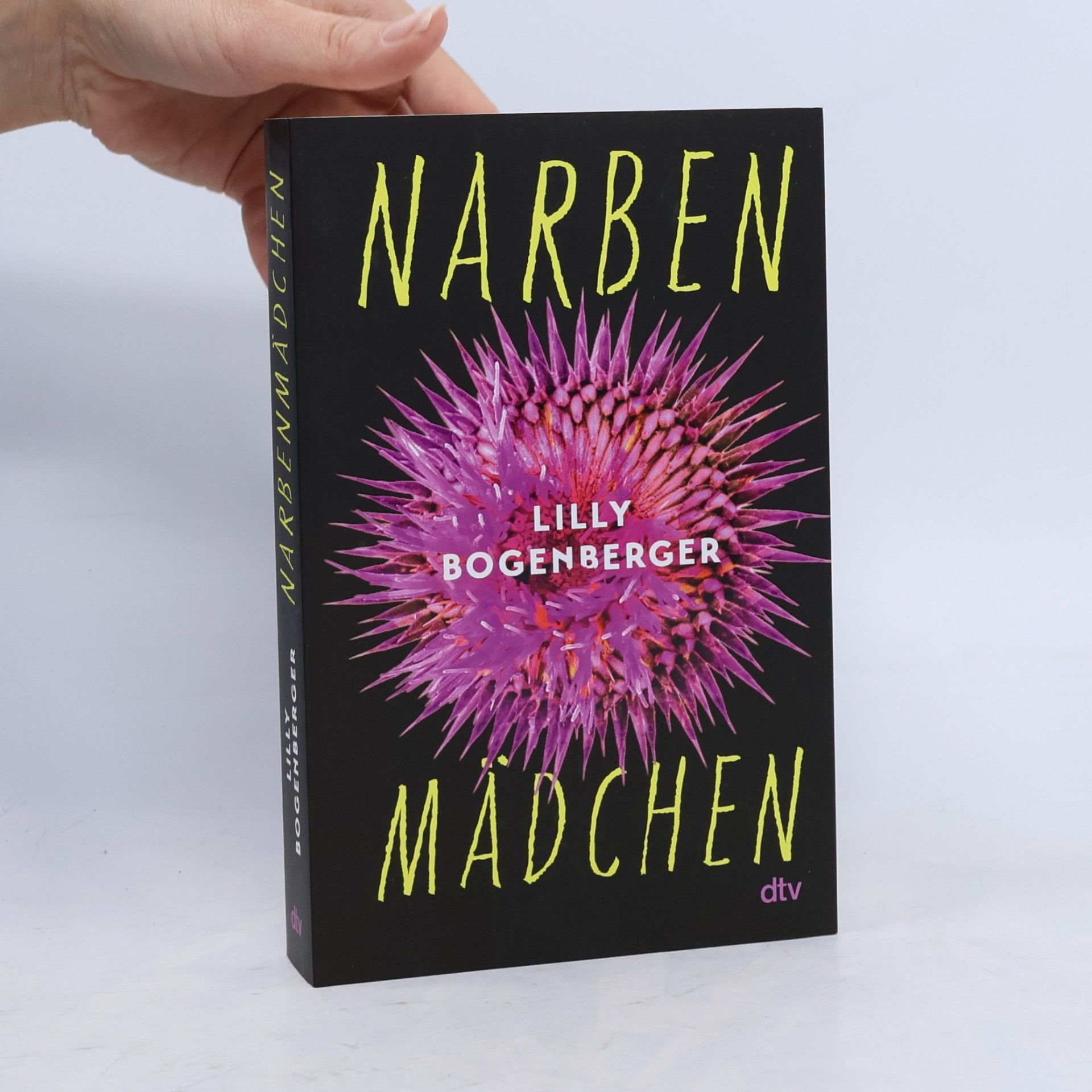 Lilly Bogenberger Narbenmädchen