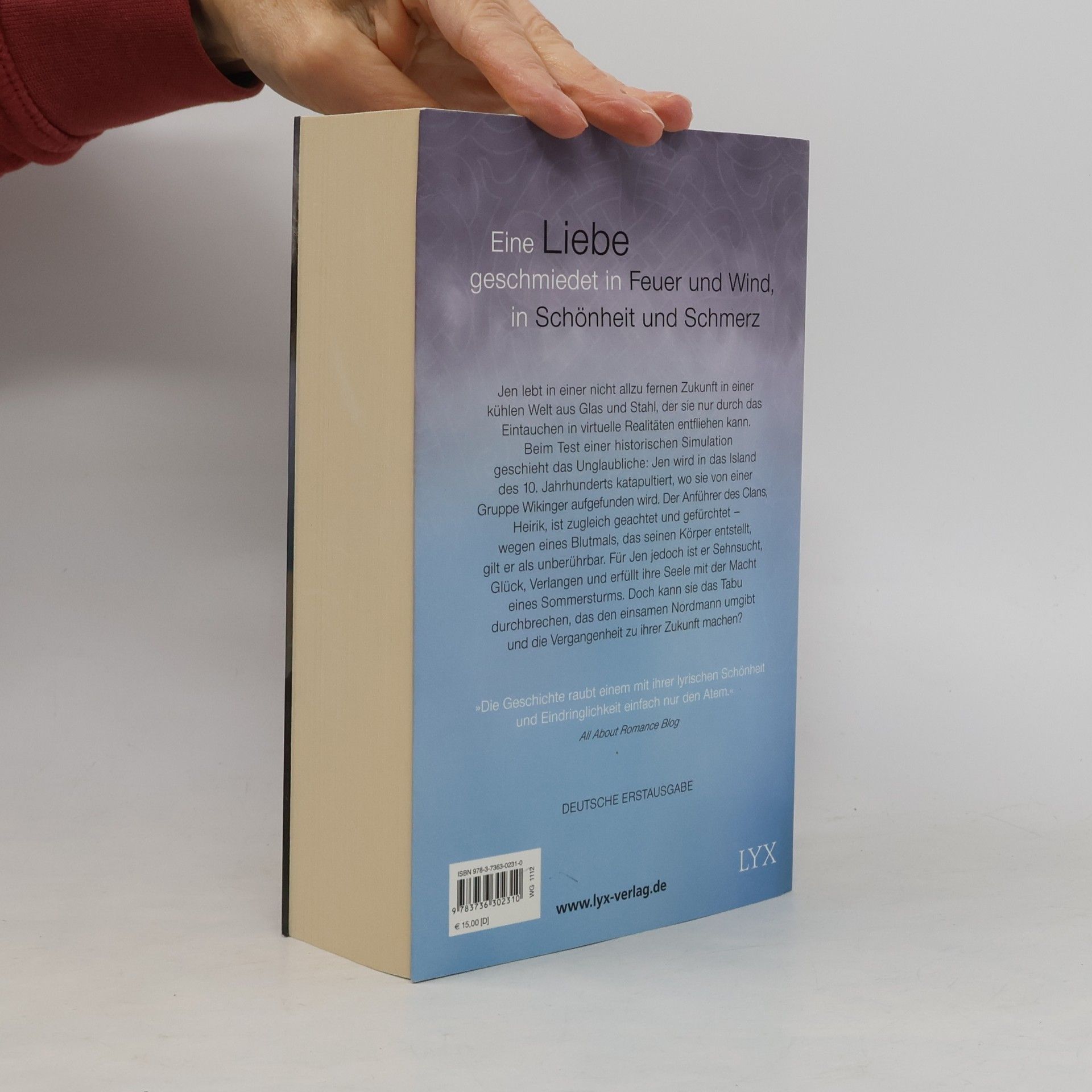Larissa Brown Feuer und Wind