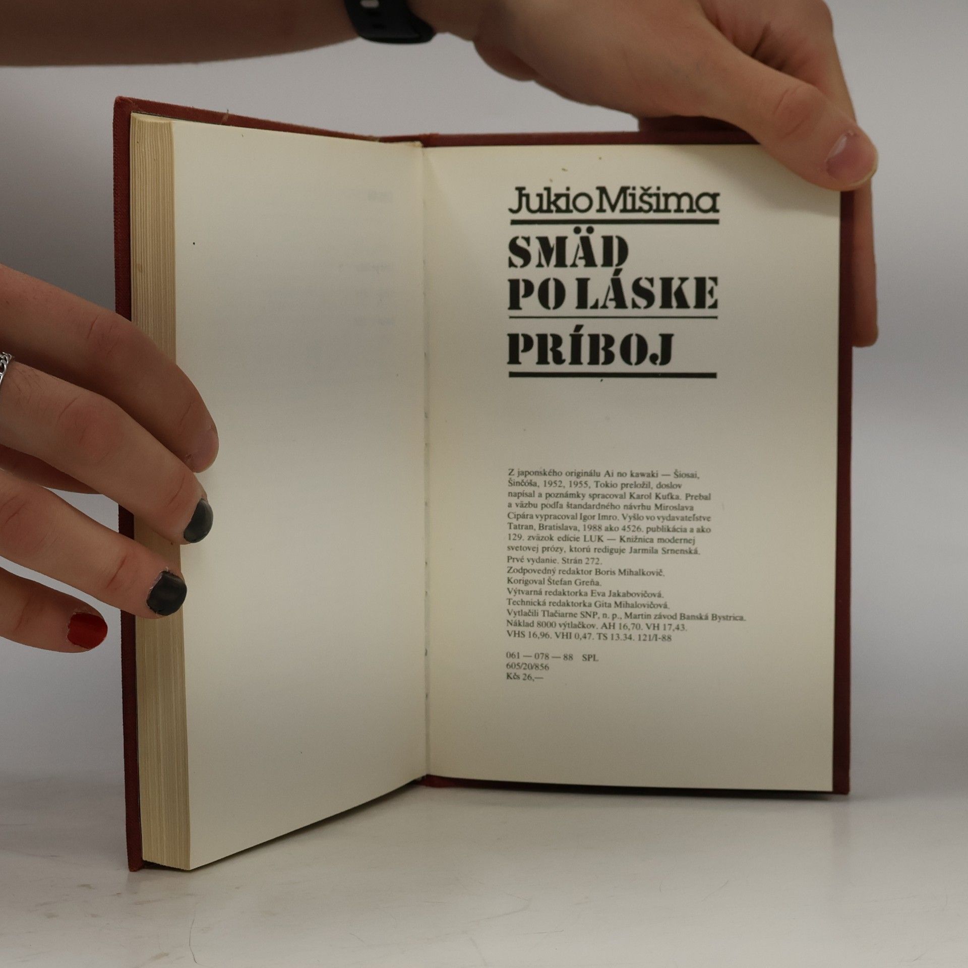 Yukio Mishima Smäd po láske / Príboj (2 knihy v jednom svazku)