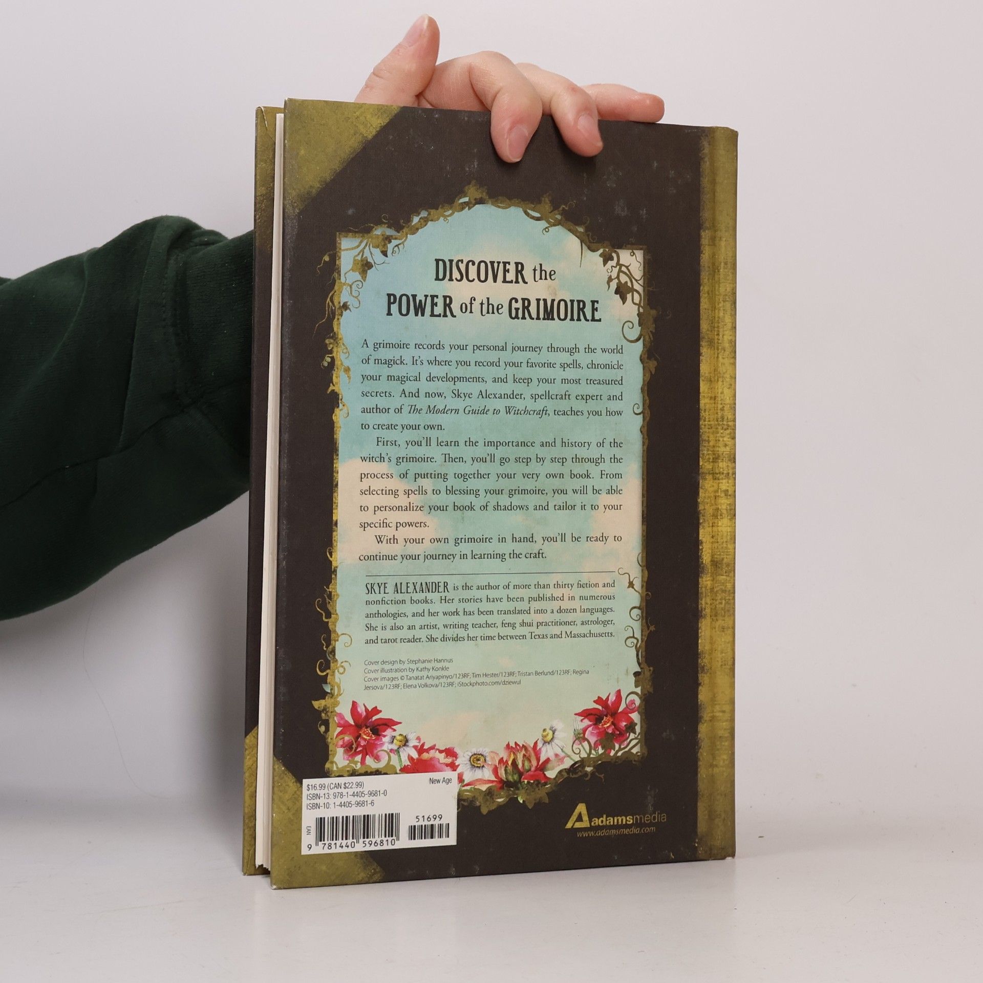 Skye Alexander The Modern Witchcraft Grimoire