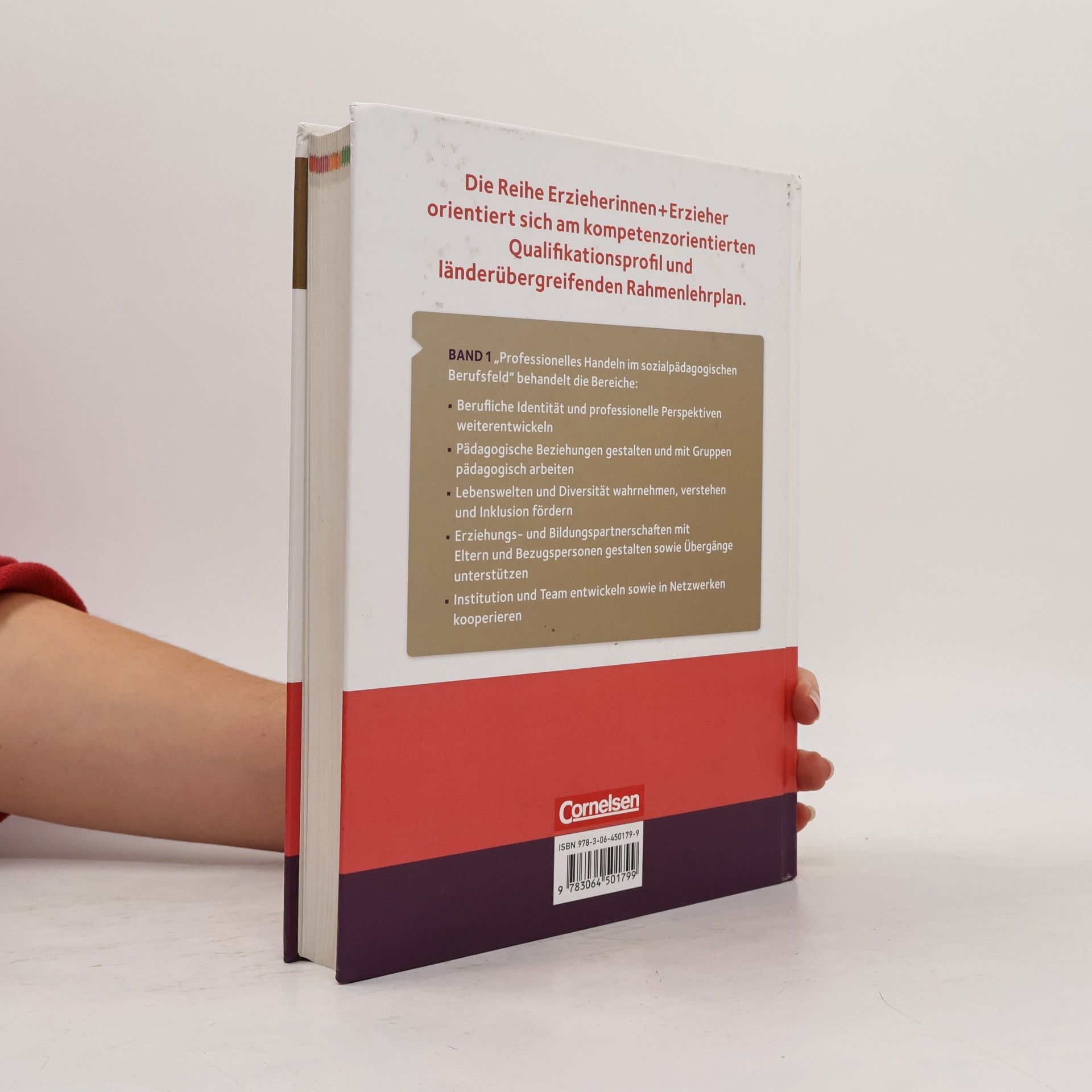 Various authors Erzieherinnen + Erzieher 01 Fachbuch