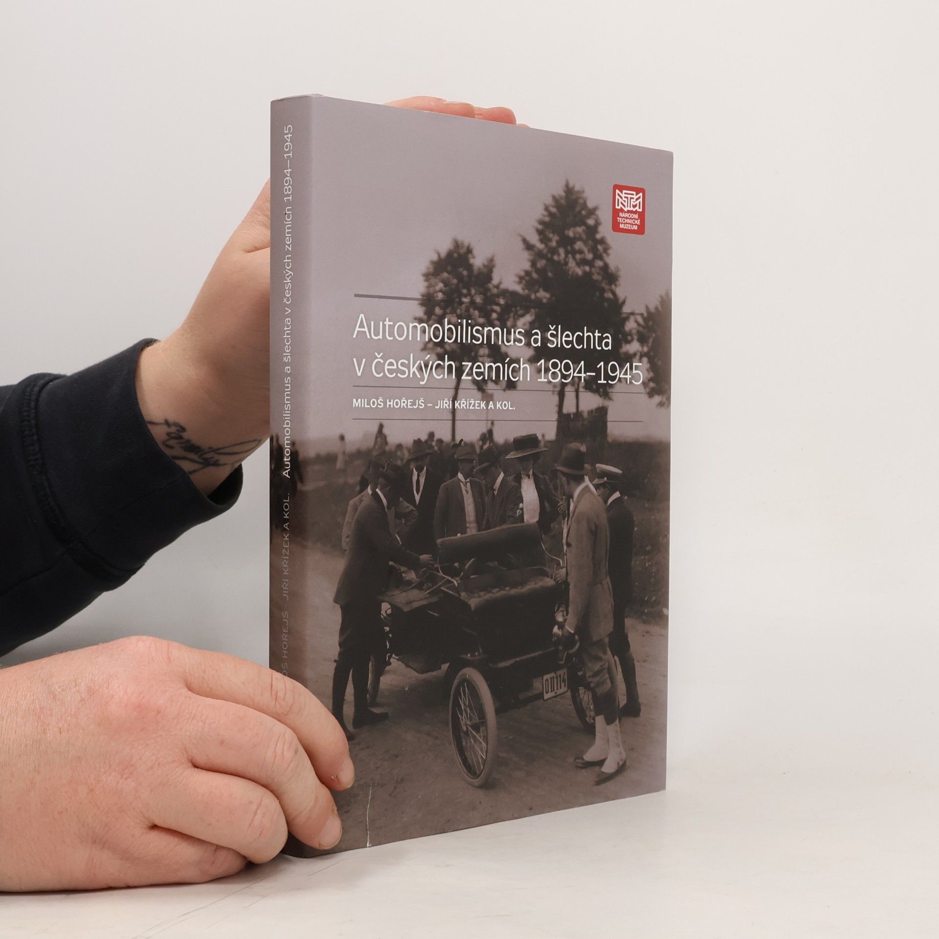 Automobilismus a šlechta v českých zemích 1894 - 1945