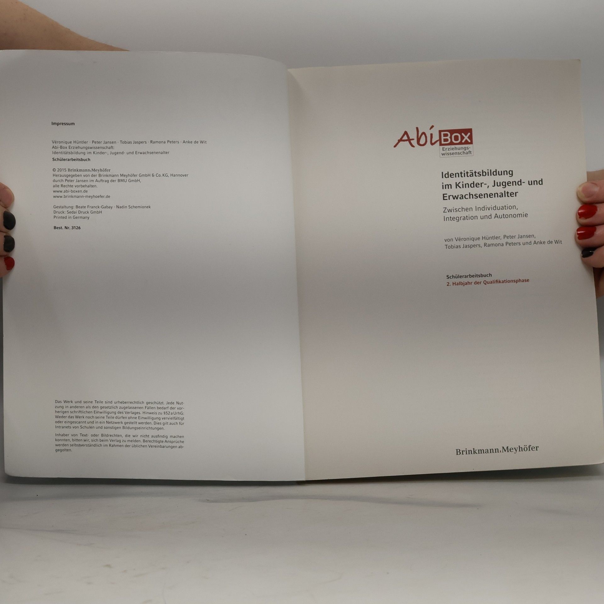 Various authors Abi Box. Identitätsbildung im Kinder-, Jugend- und Erwachsenenalter
