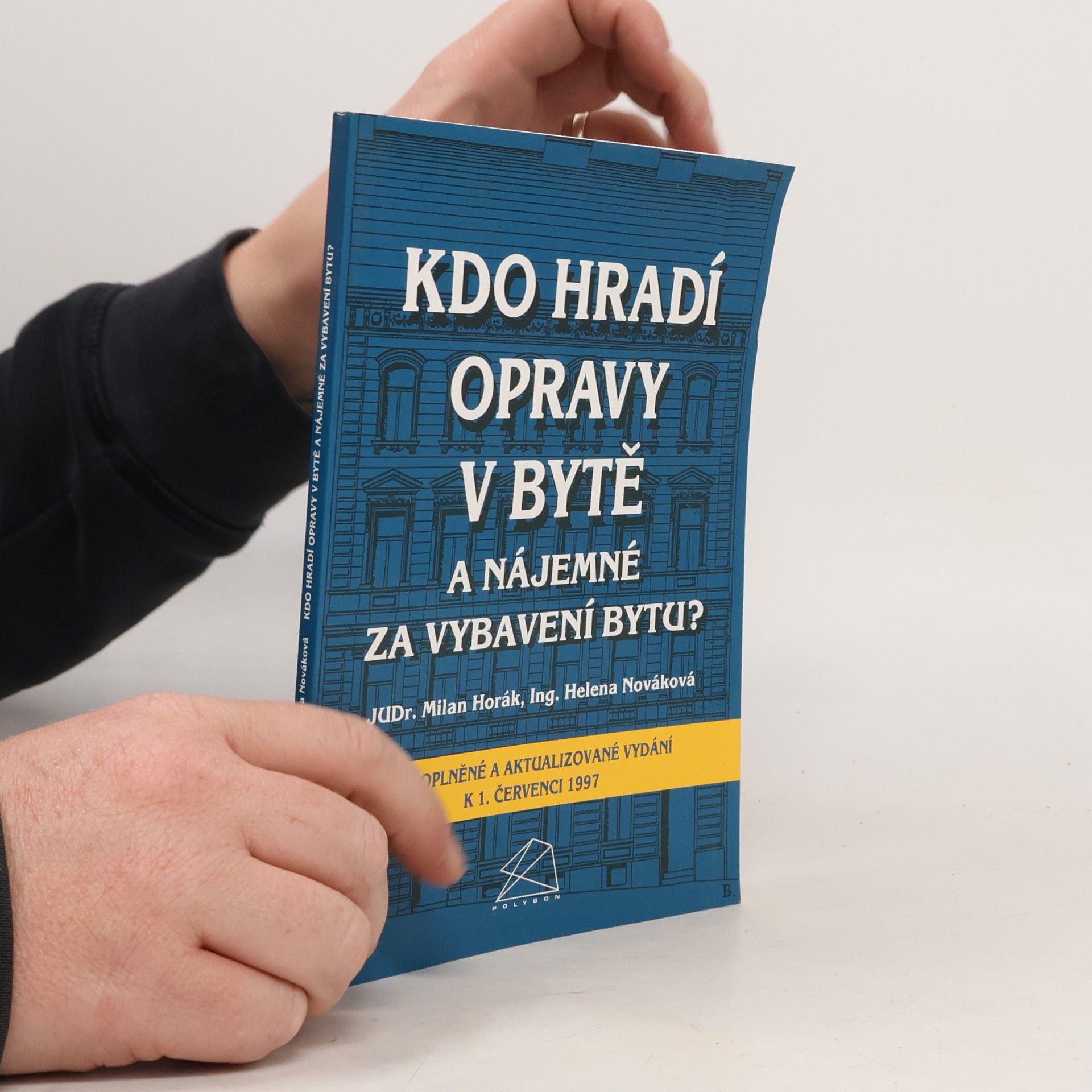 Milan Horák Kdo hradí opravy v bytě a nájemné za vybavení bytu