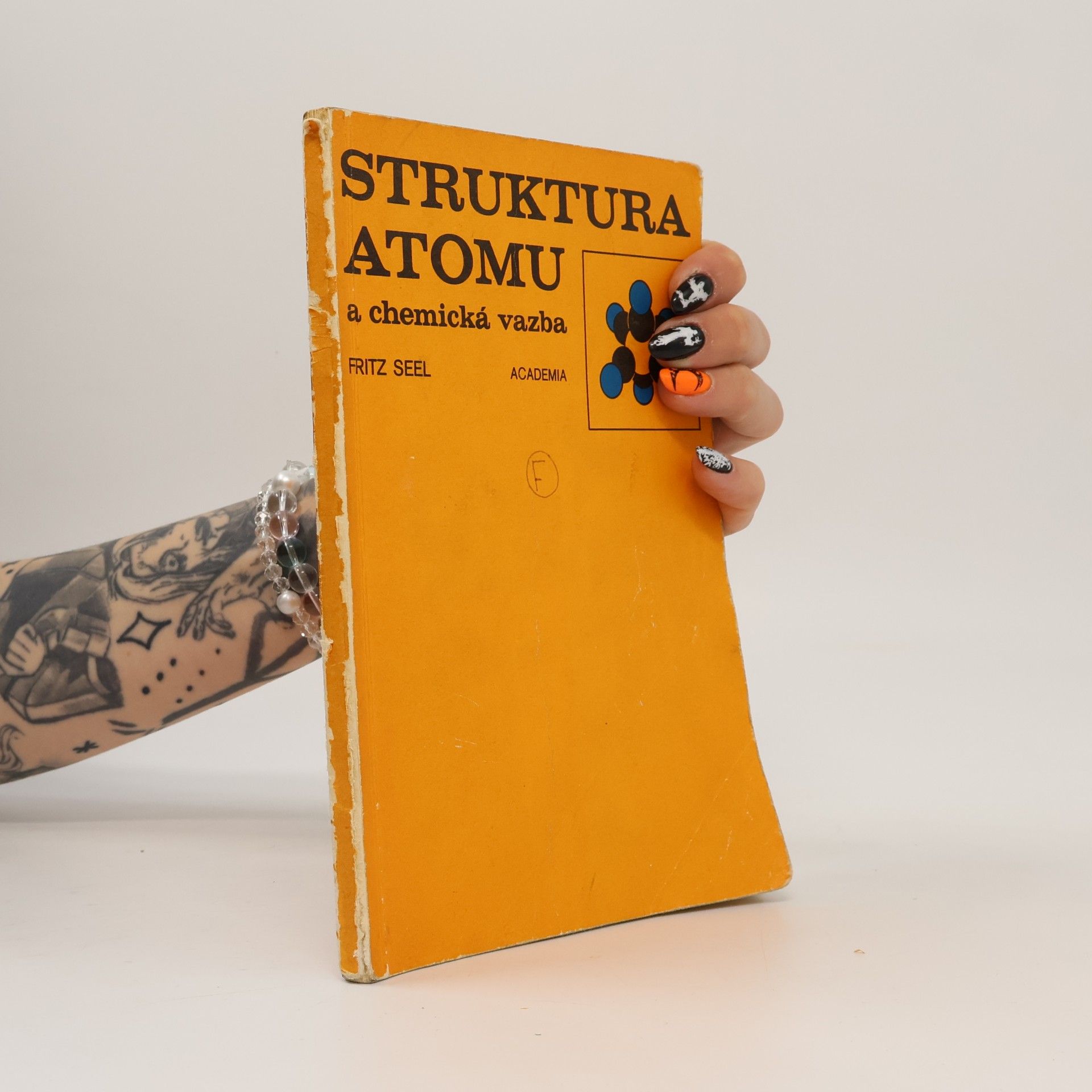 Struktura atomu a chemická vazba