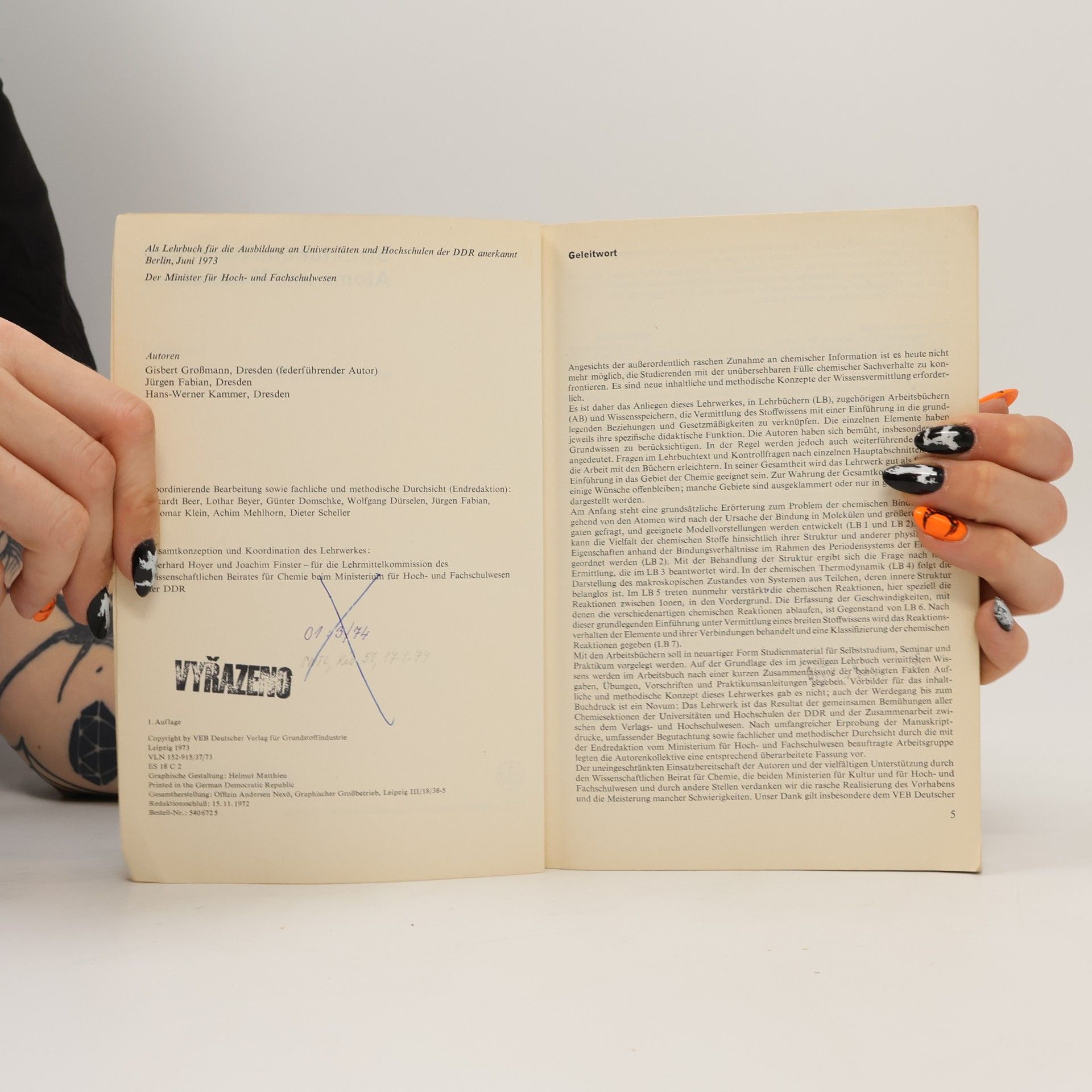 Autorenkollektiv Struktur und Bindung - Atome und Moleküle