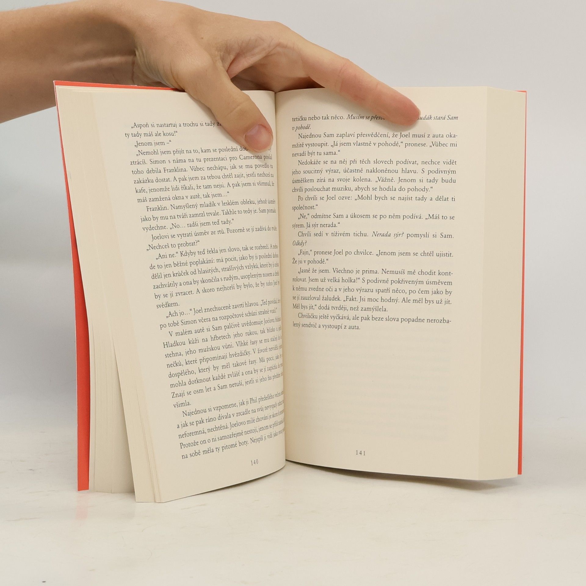 Jojo Moyes V cizích botách