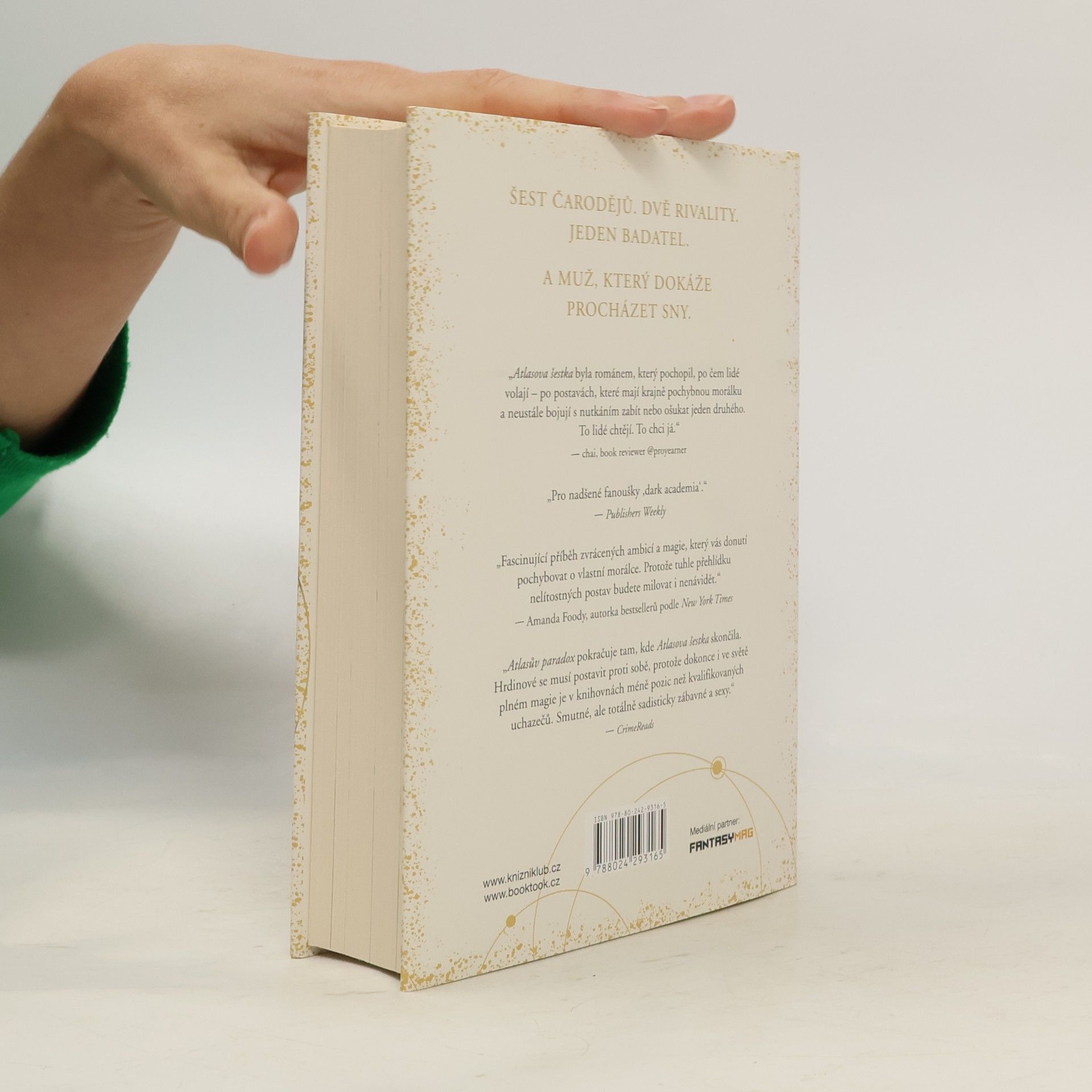 Olivie Blake Atlasův paradox
