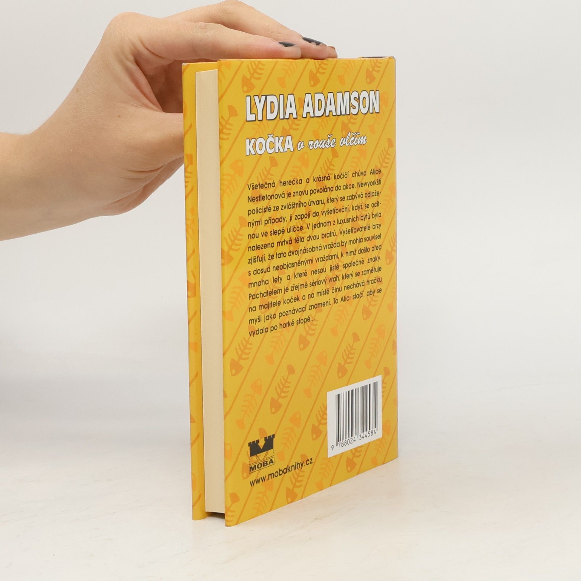 Lydia Adamson Kočka v rouše vlčím