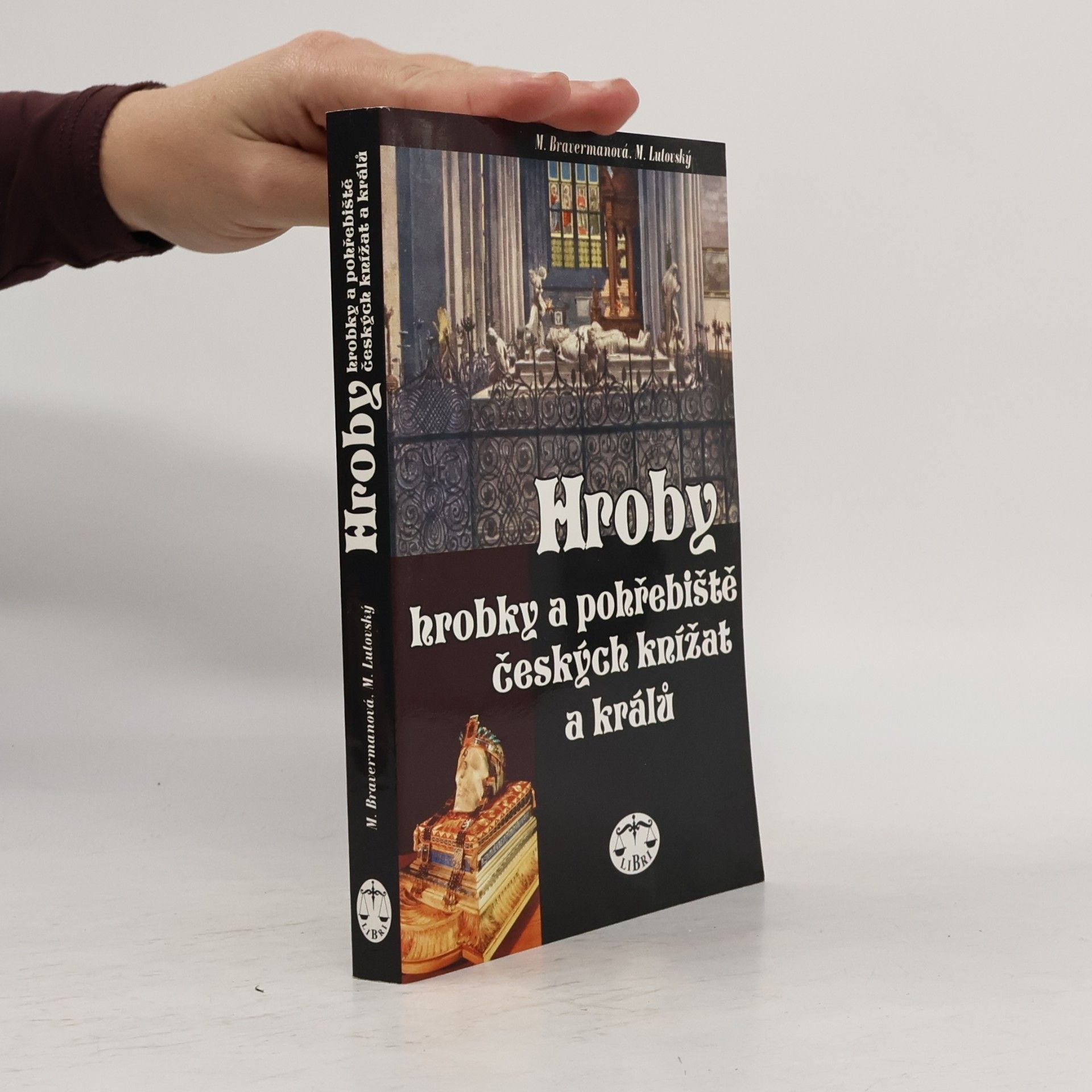 Hroby, hrobky a pohřebiště českých knížat a králů