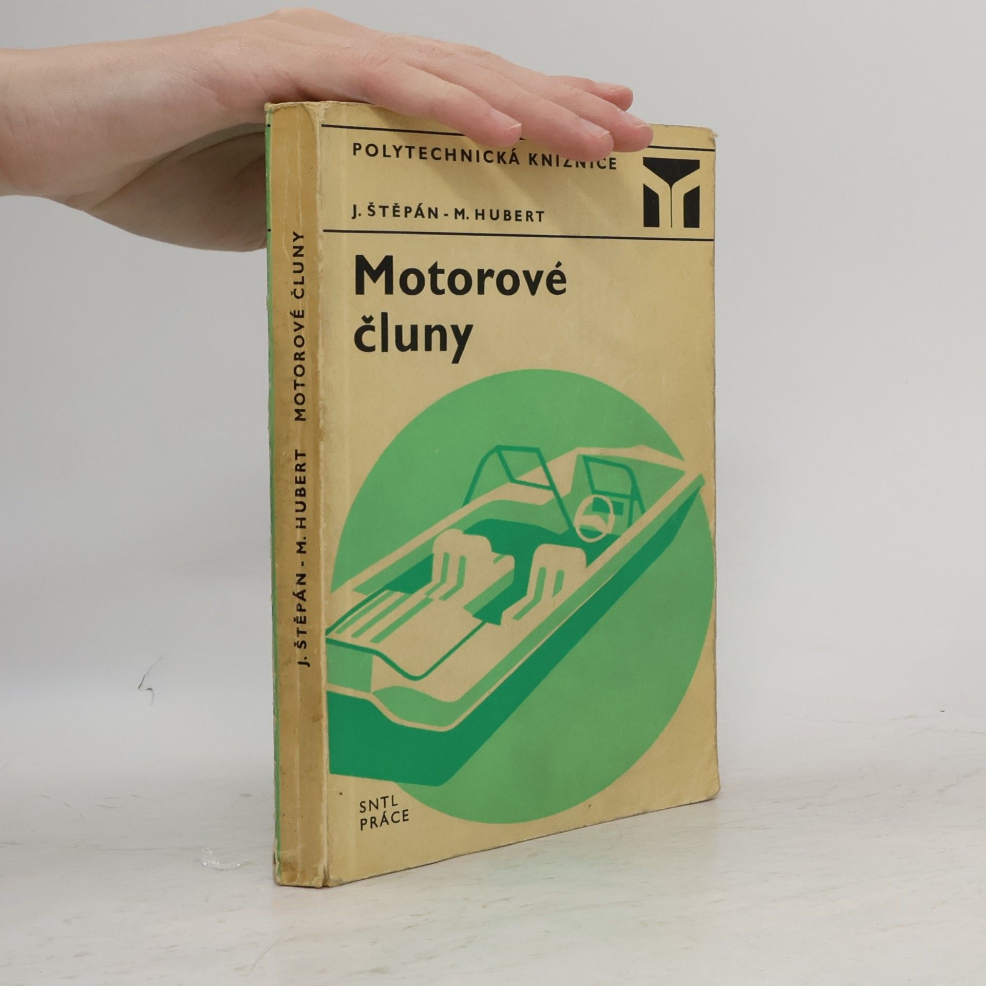 Motorové čluny