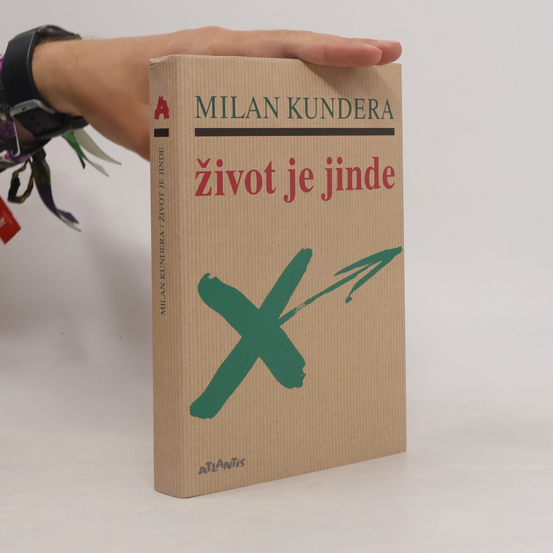Život je jinde