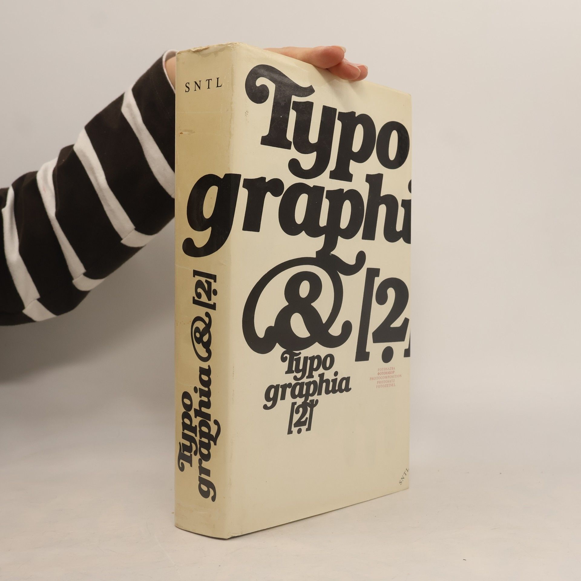 Typographia 2