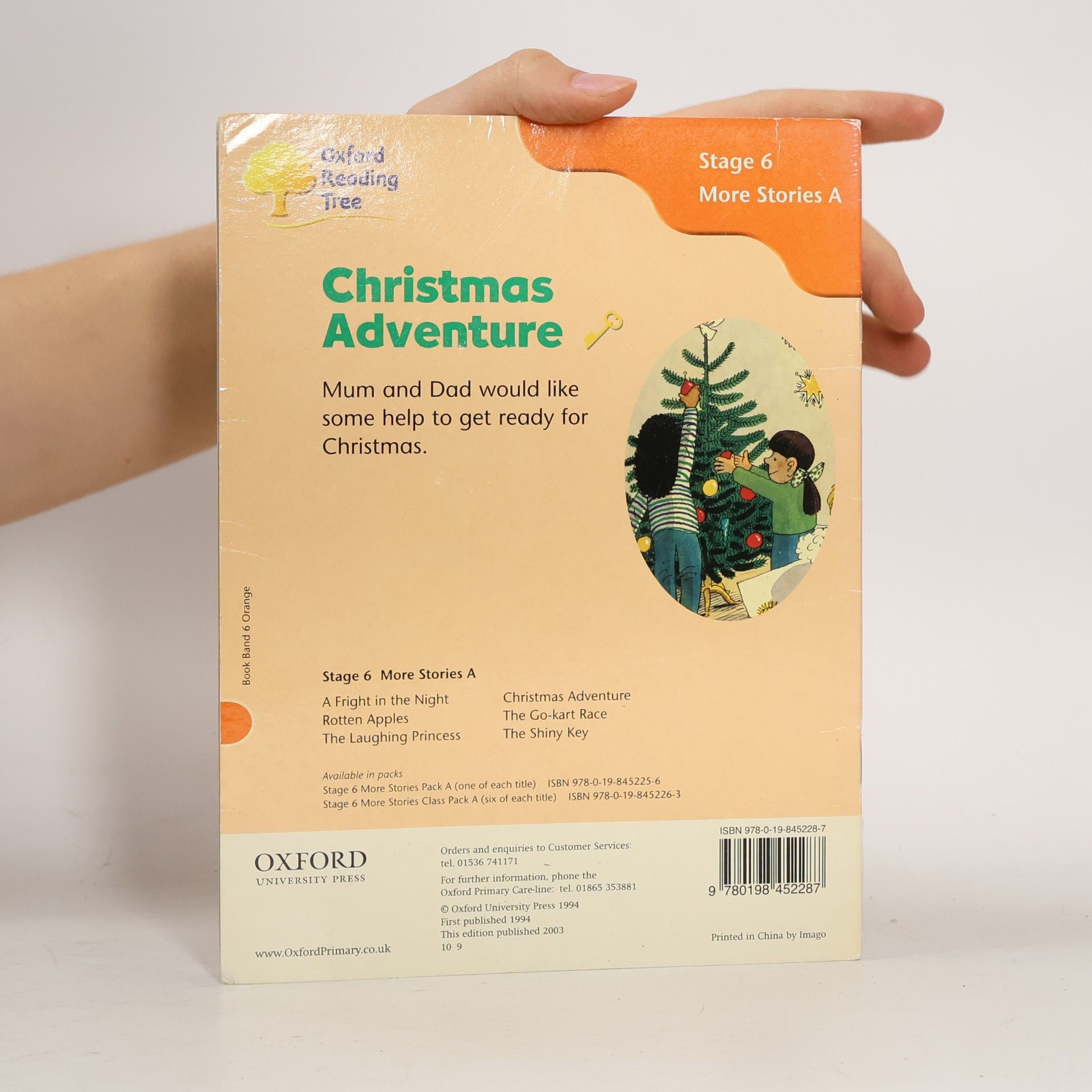 Roderick Hunt Oxford Reading Tree - 6: Christmas Adventure