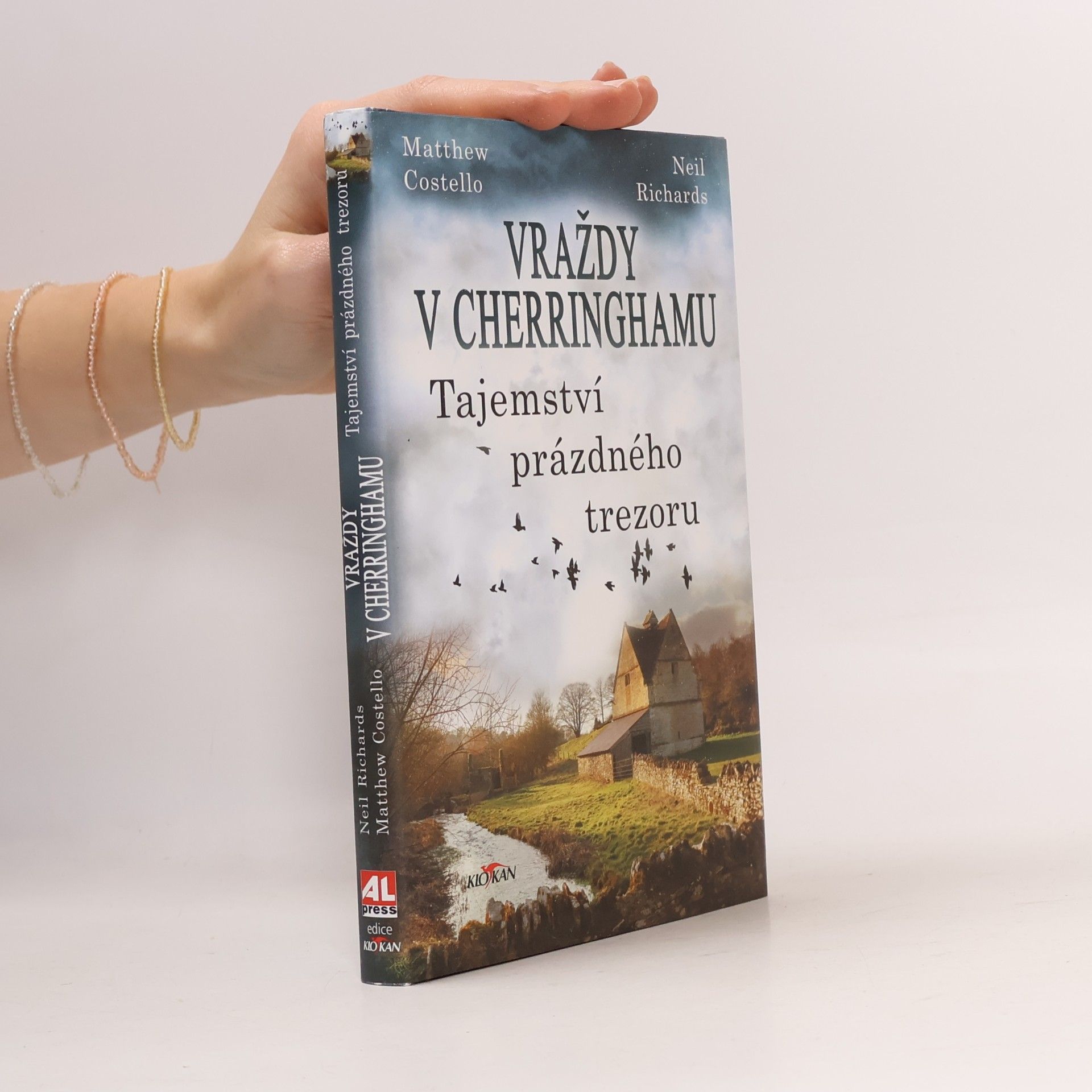 Vraždy v Cherringhamu. Tajemství prázdného trezoru