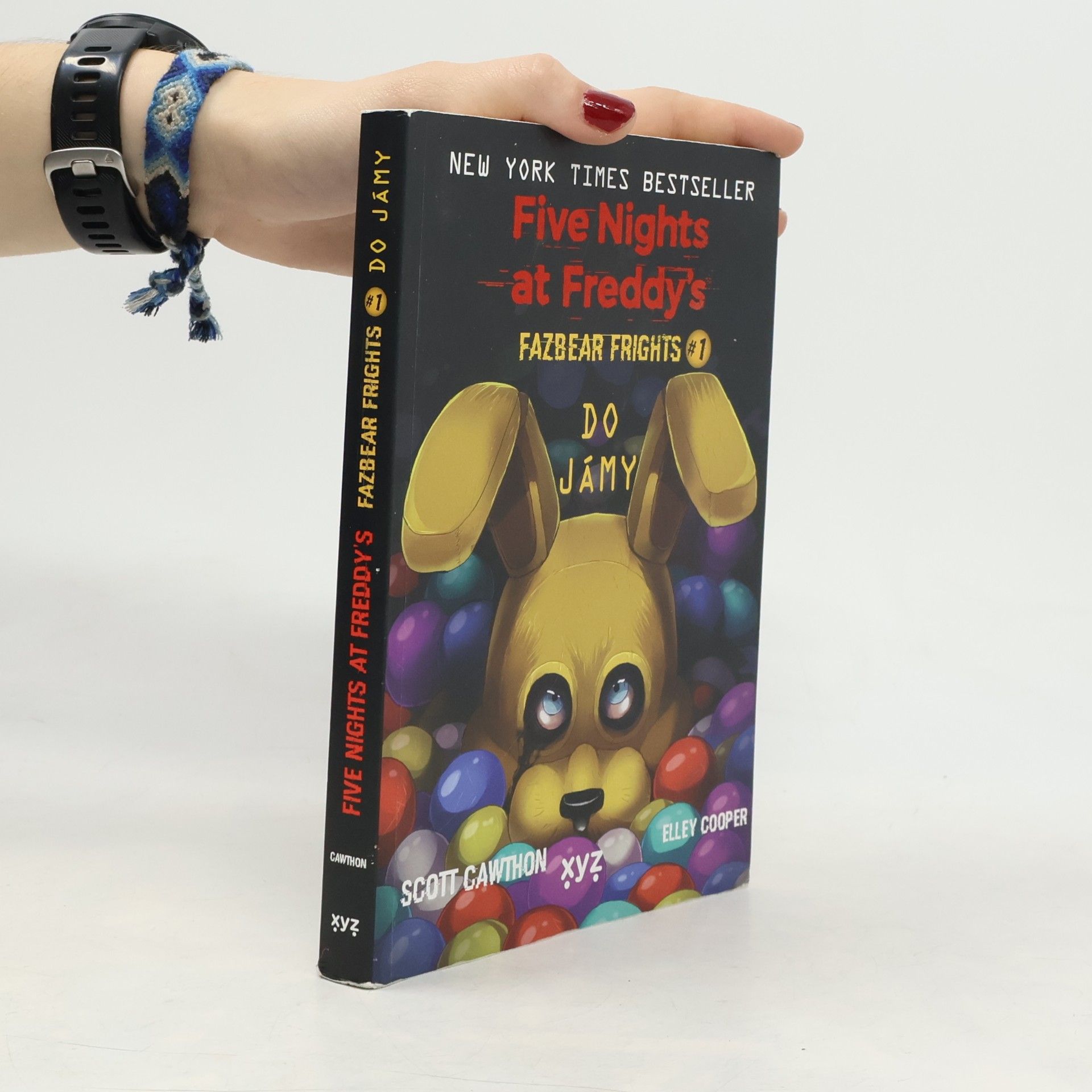 Five Nights at Freddy's. Fazbear Frights 1. Do jámy