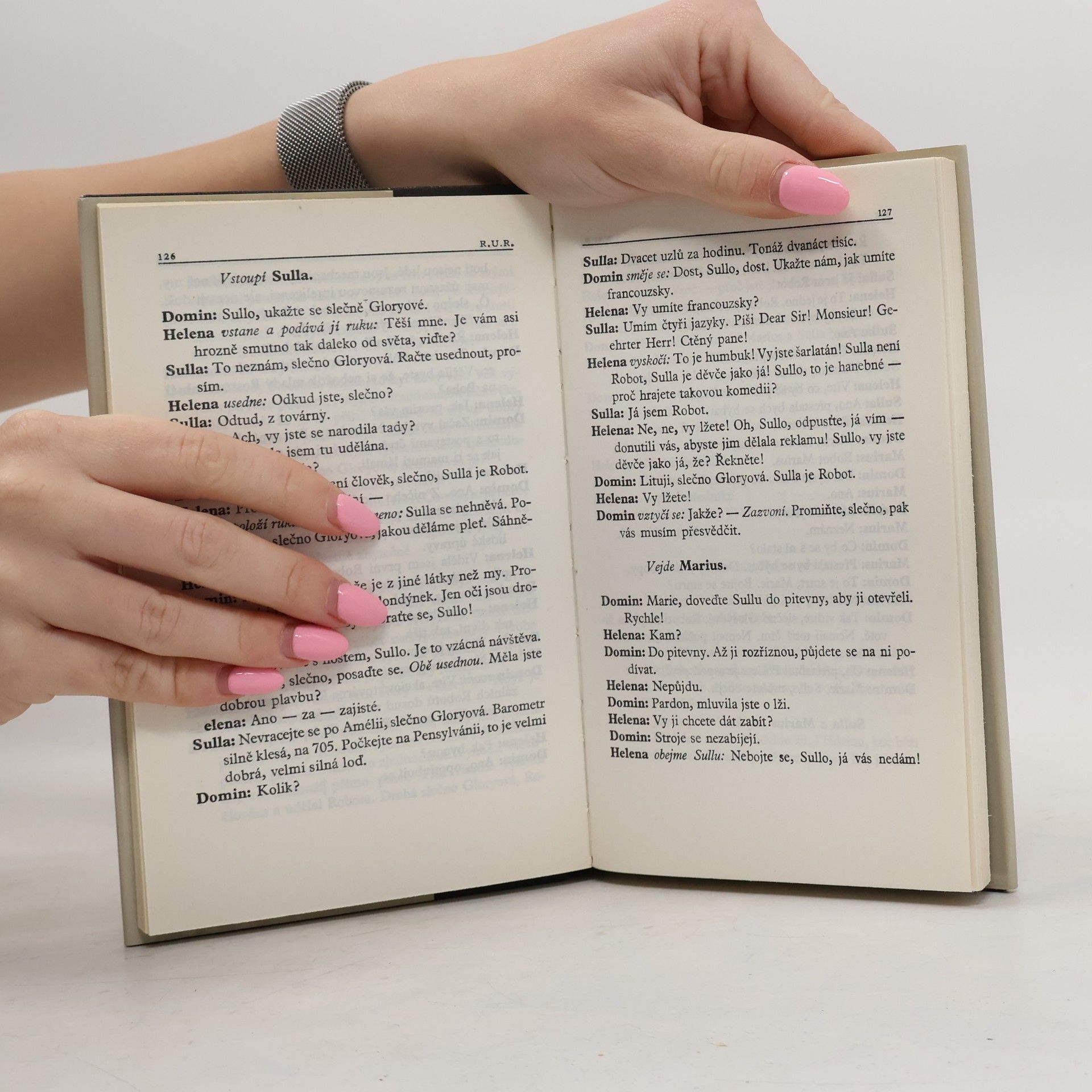 Karel Čapek Loupežník. R.U.R. Bílá nemoc