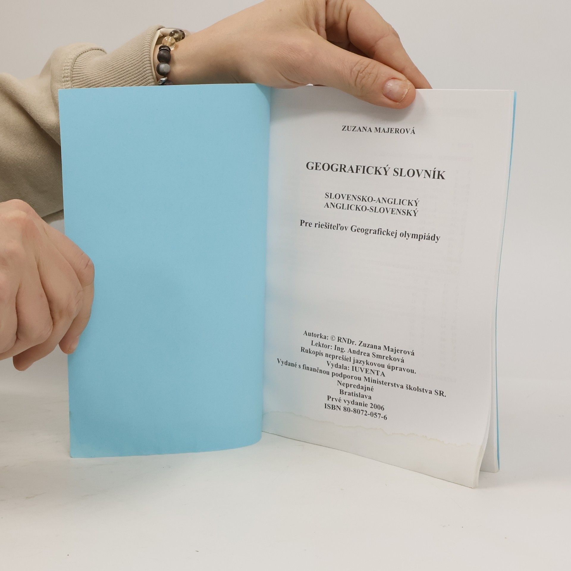 Zuzana Majerová Geografický slovník. Slovensko anglický. Anglicko slovenský
