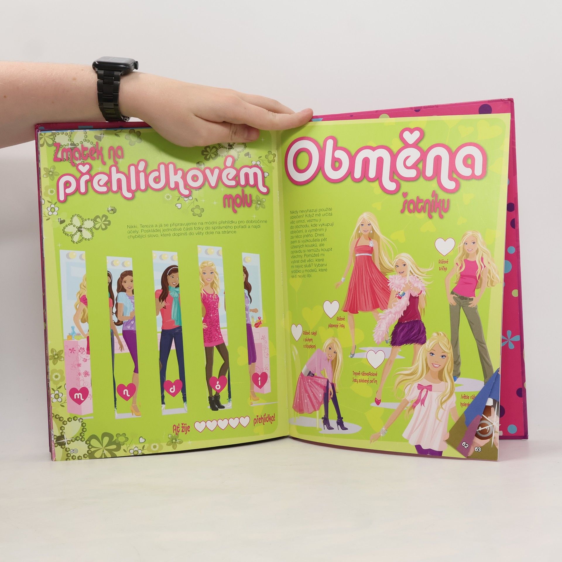 Kolektiv autorů Barbie - Knížka na rok 2010