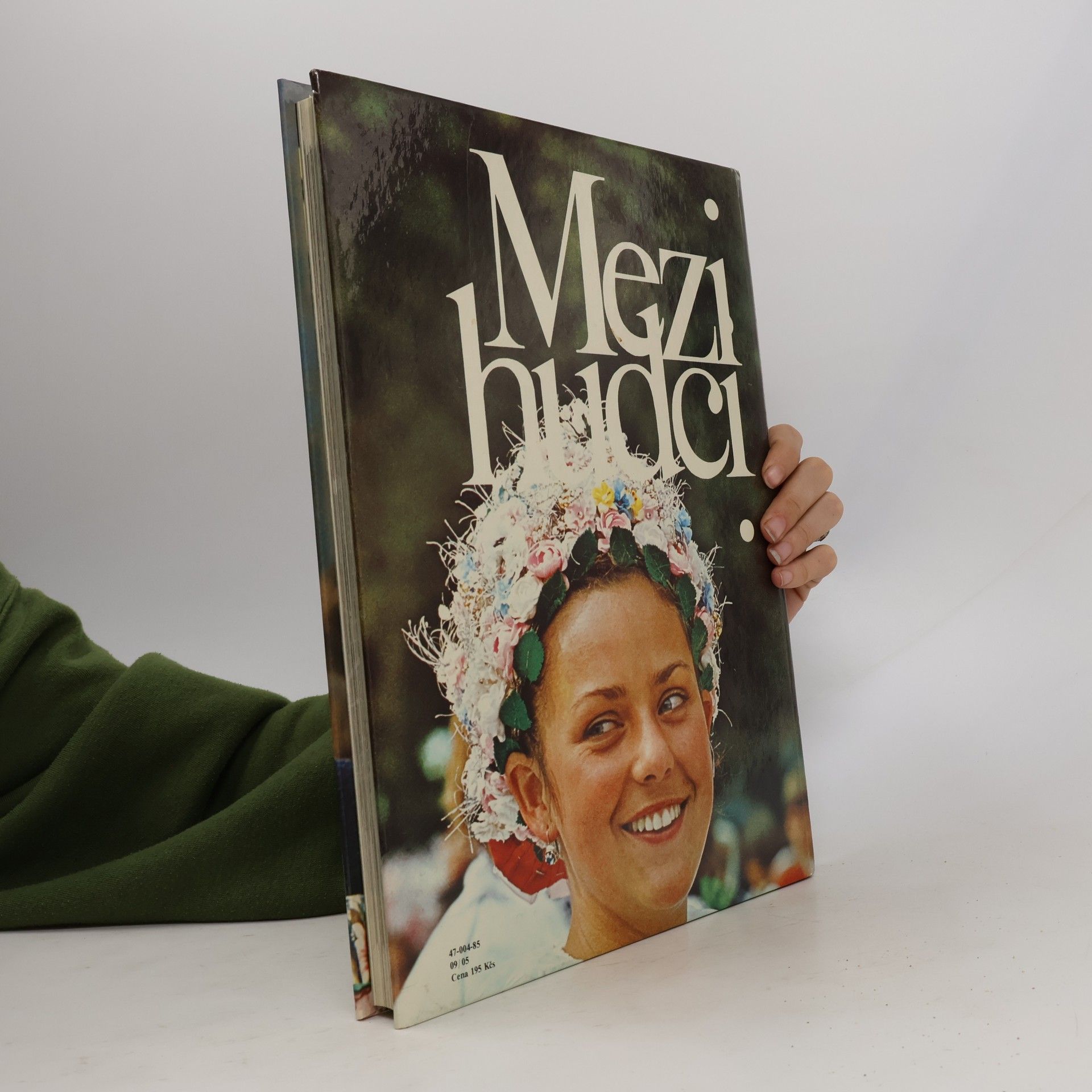 Václav Frolec Mezi hudci. Slavnosti lidových písní a tanců v Čechách a na Moravě
