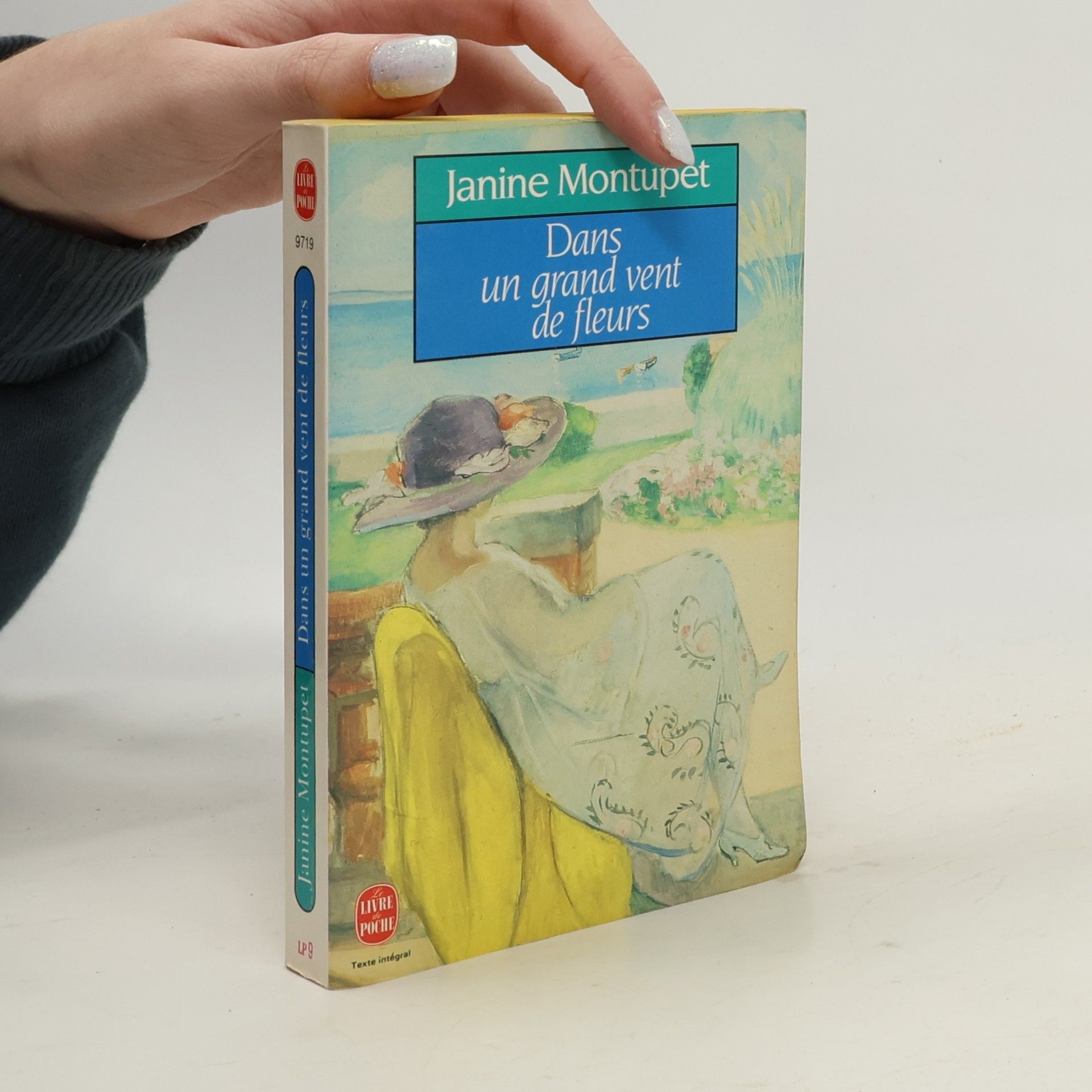 Le Livre de Poche - 9: Dans un grand vent de fleurs - Texte intégral