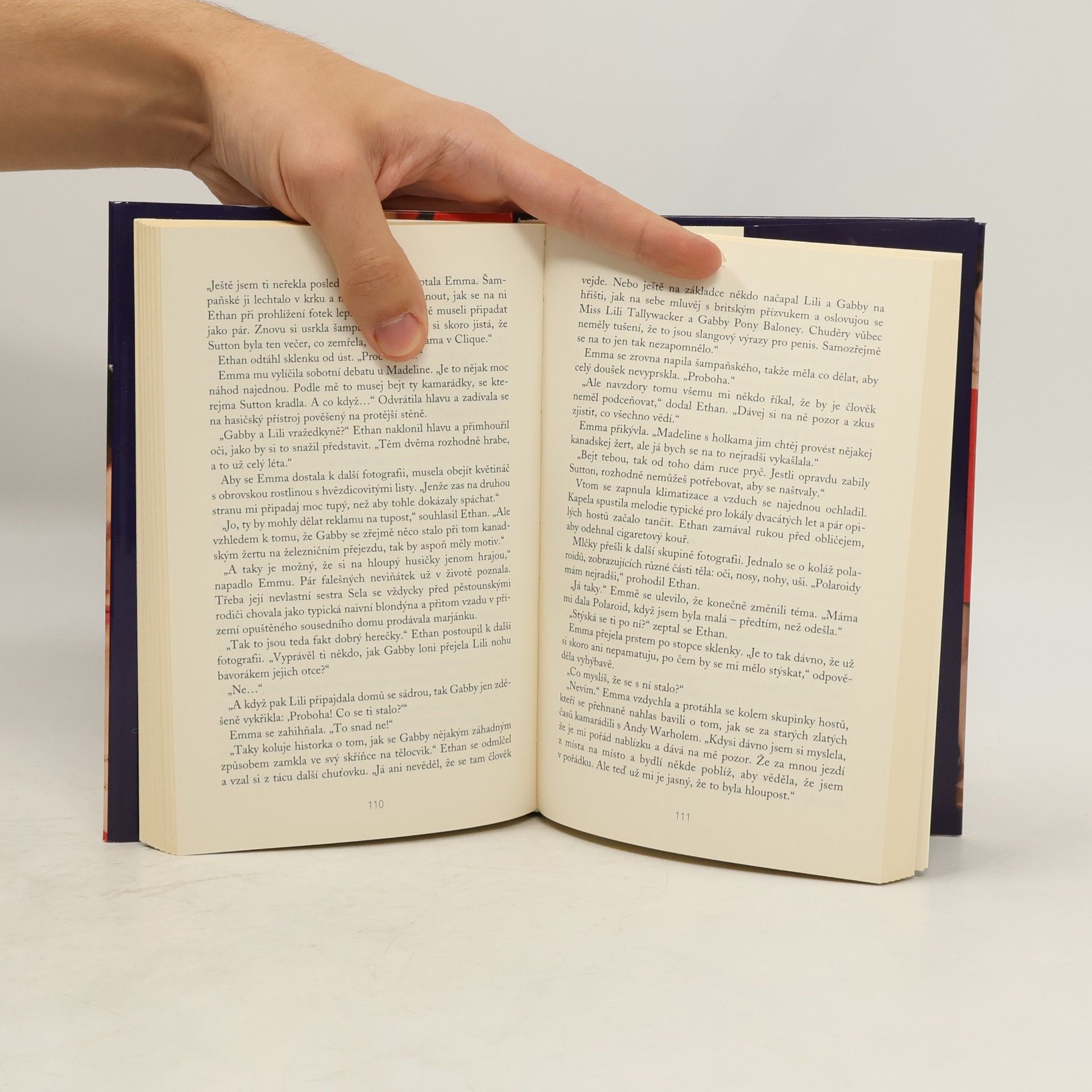 Sara Shepard Hra lží : Nikdy v životě
