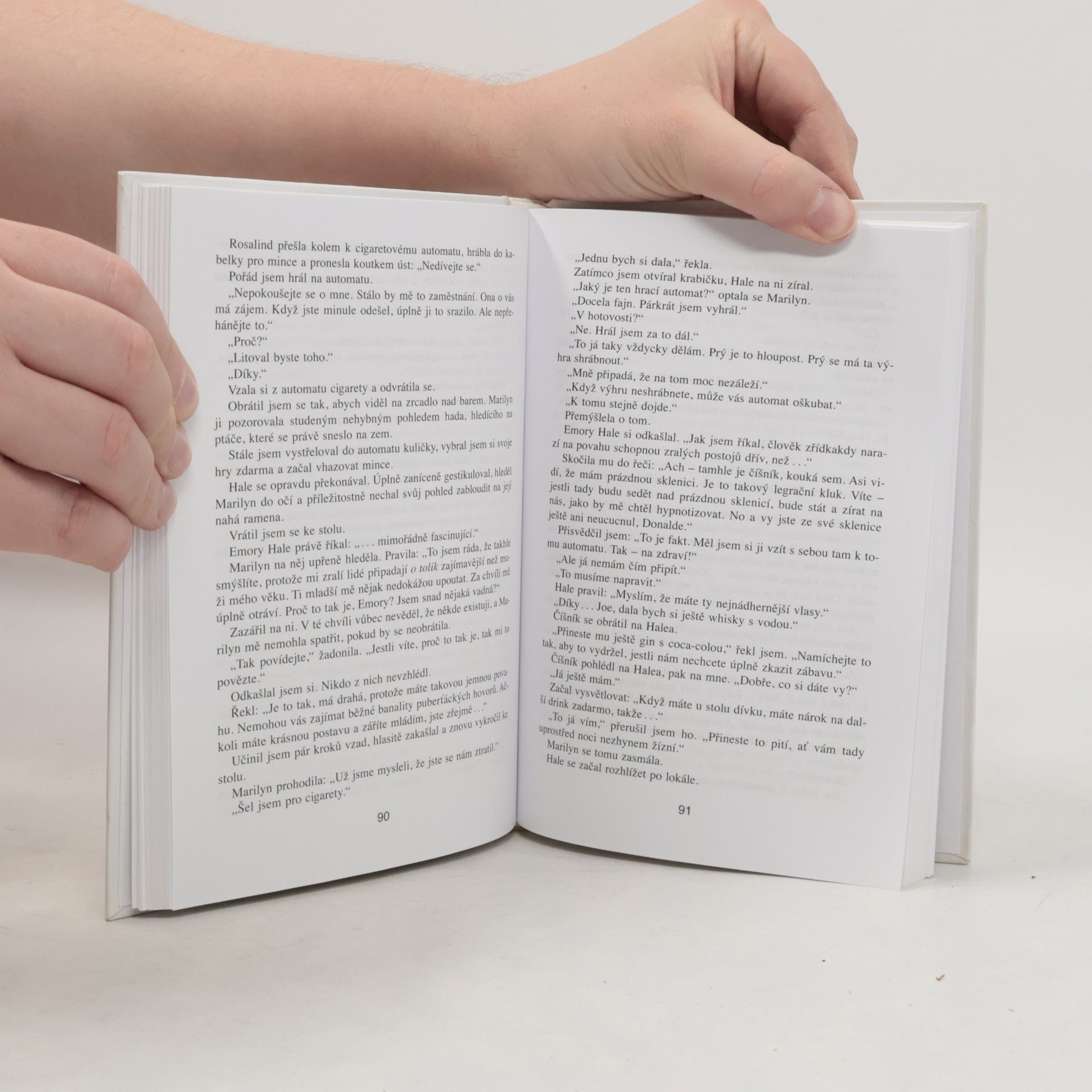 Erle Stanley Gardner Sovy mají oči dokořán