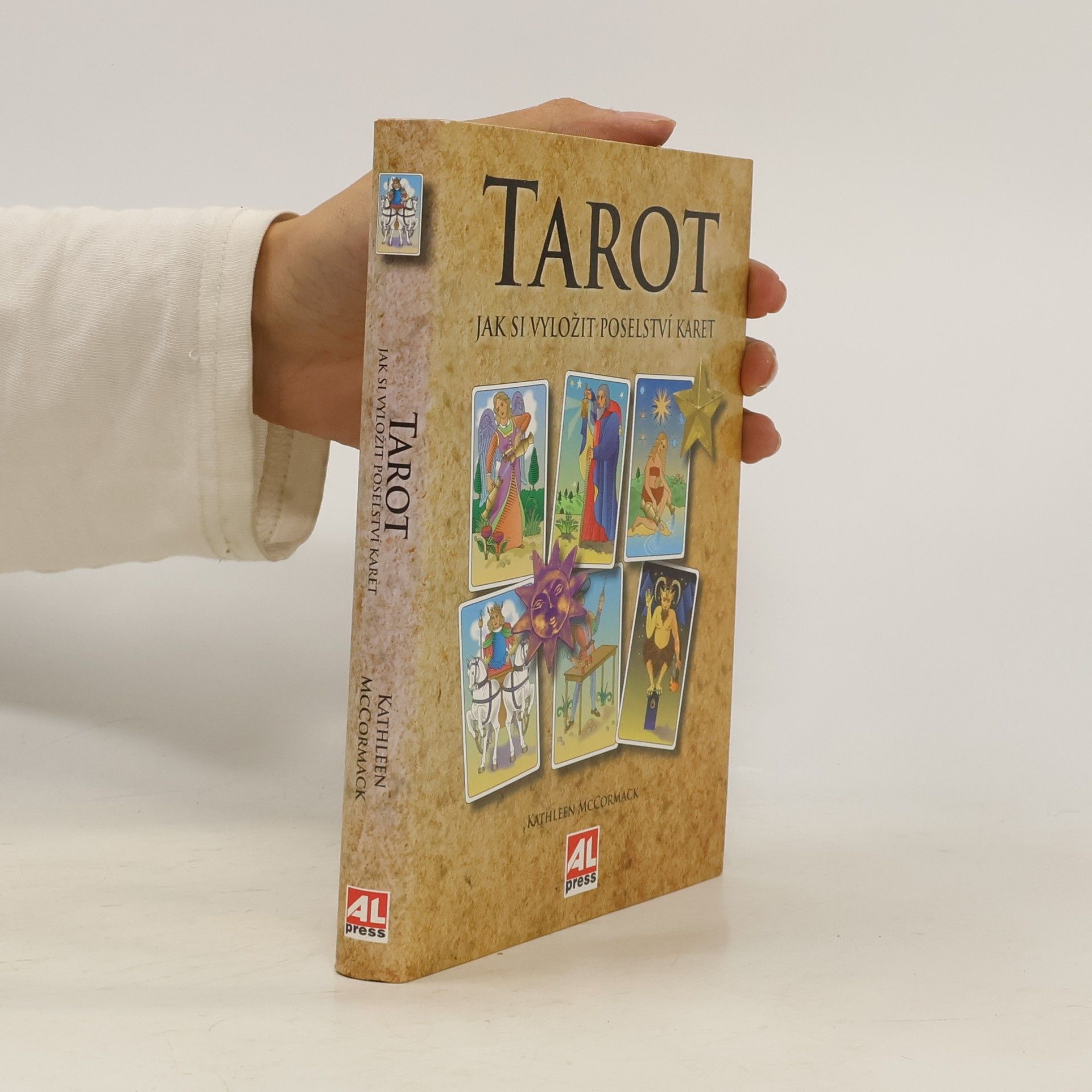 Tarot: Jak si vyložit poselství karet