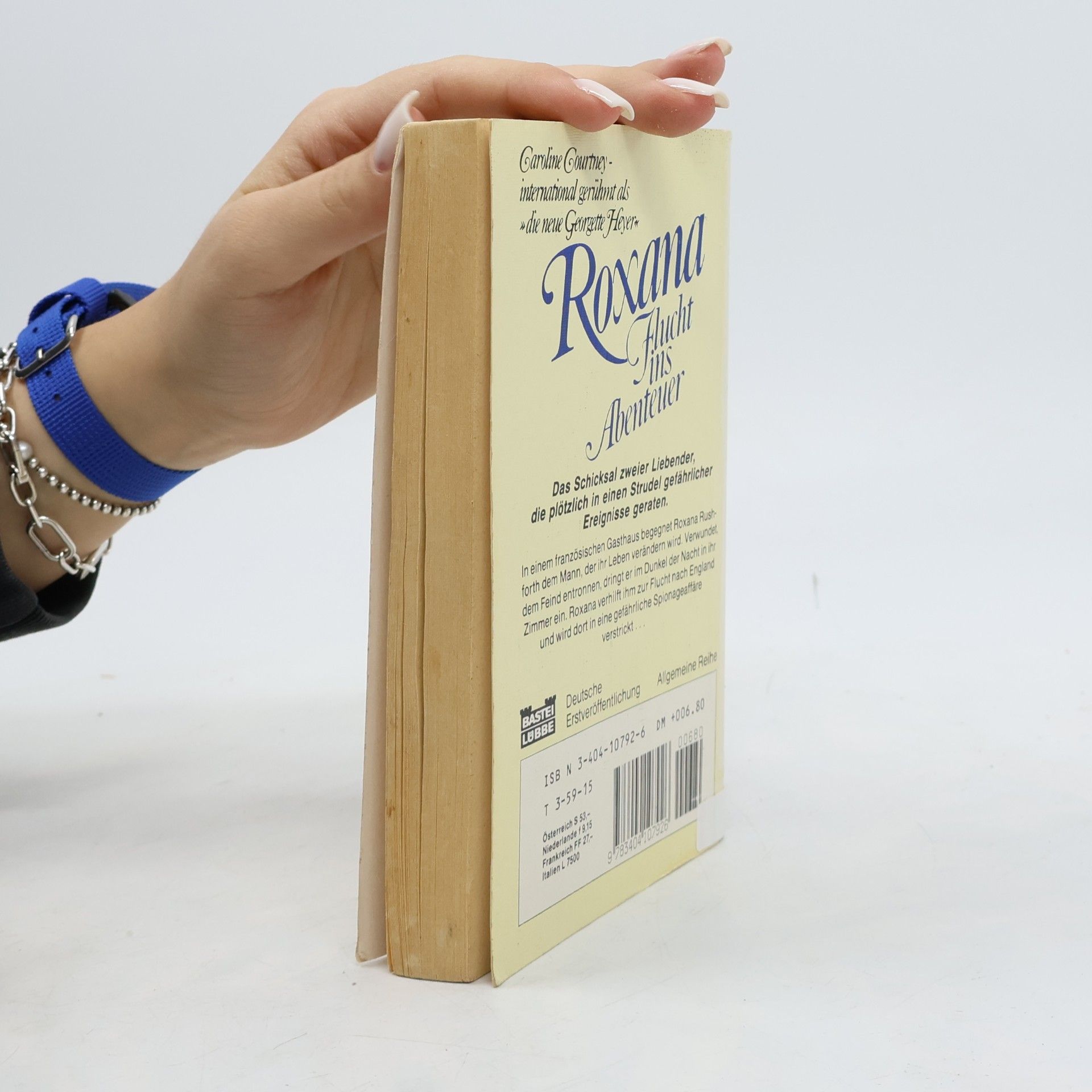 Caroline Courtney Roxana