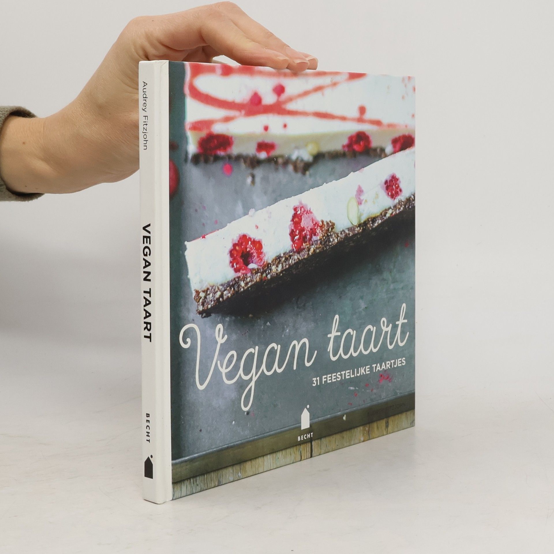 Audrey Fitzjohn Vegan taart