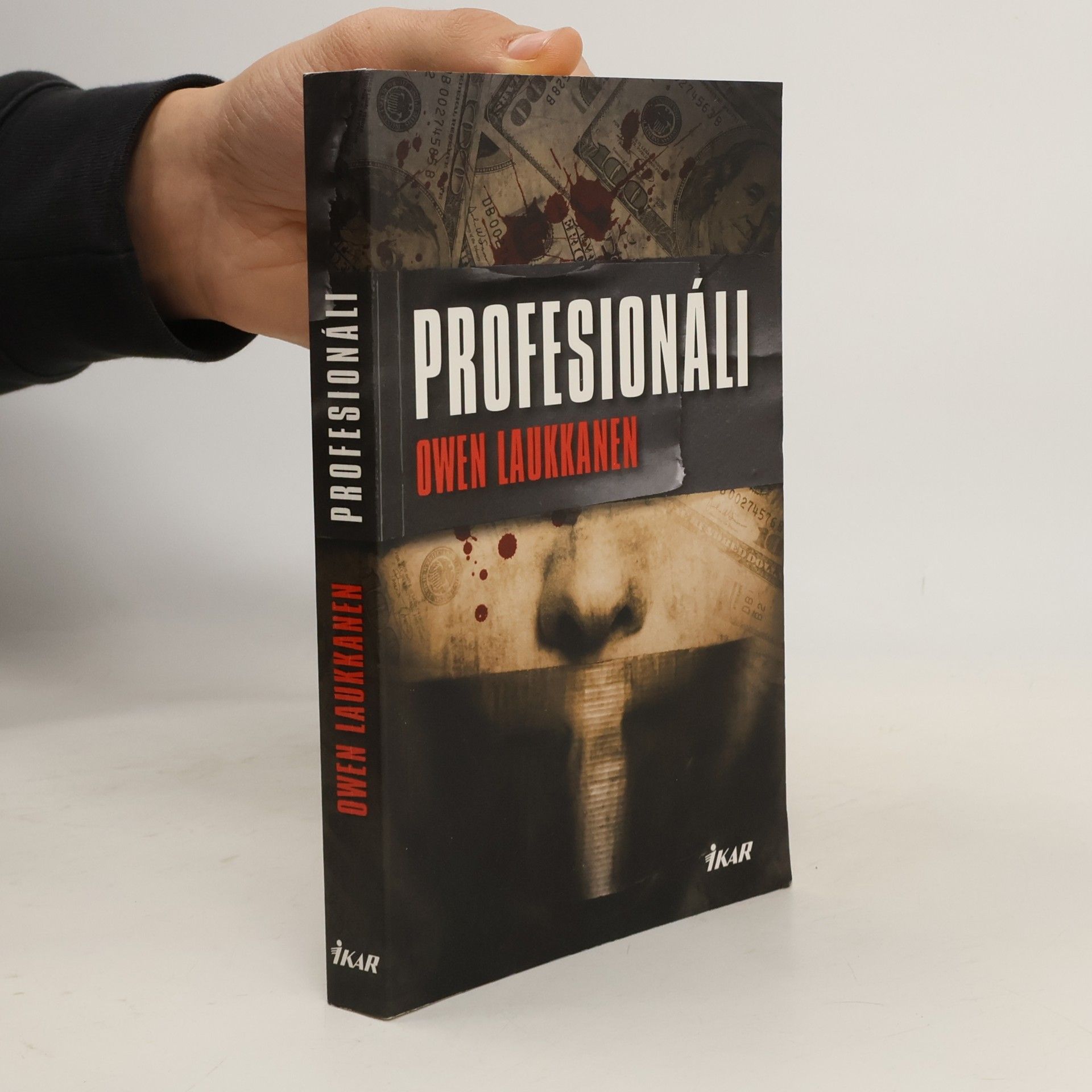 Profesionáli