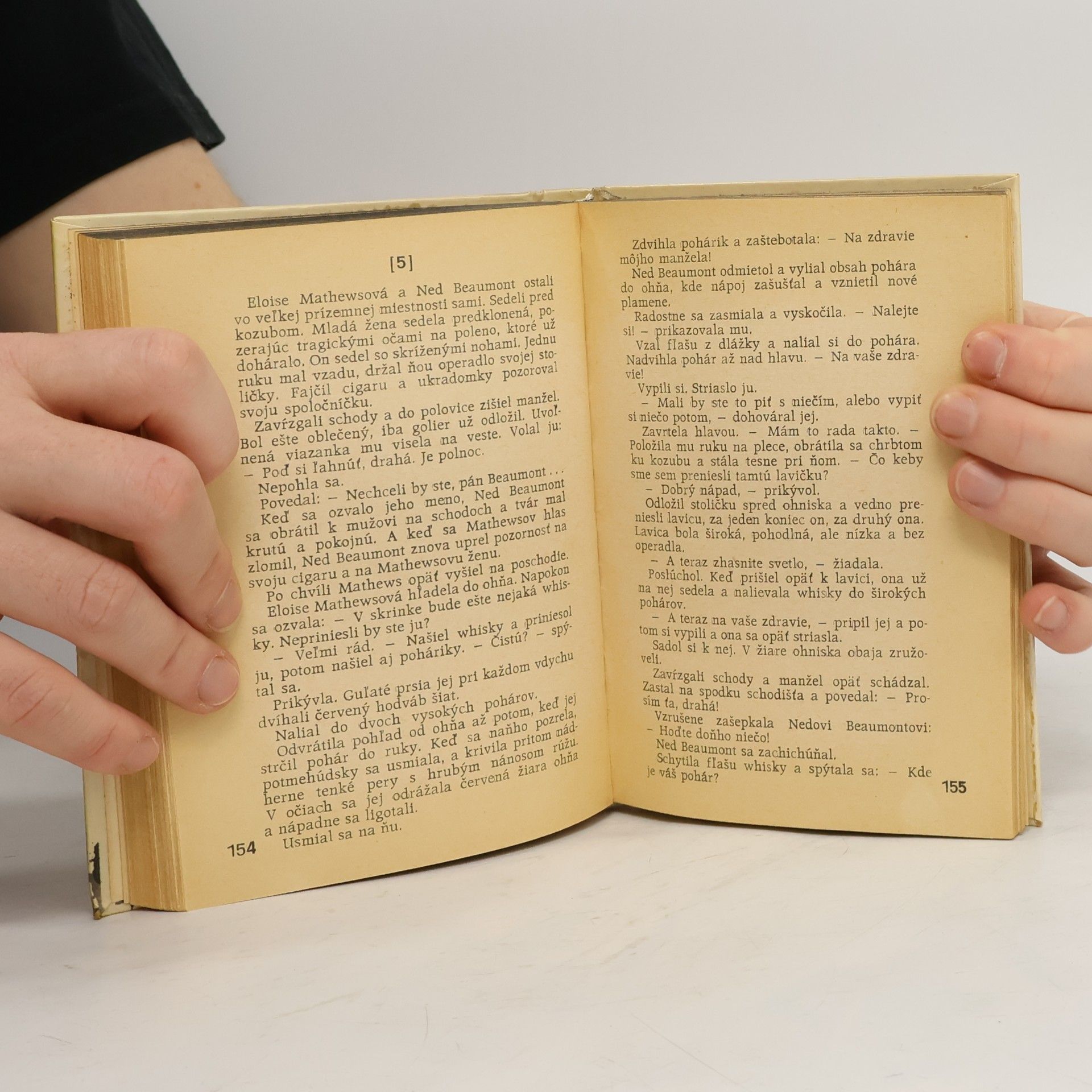 Dashiell Hammett Sklený kľúč