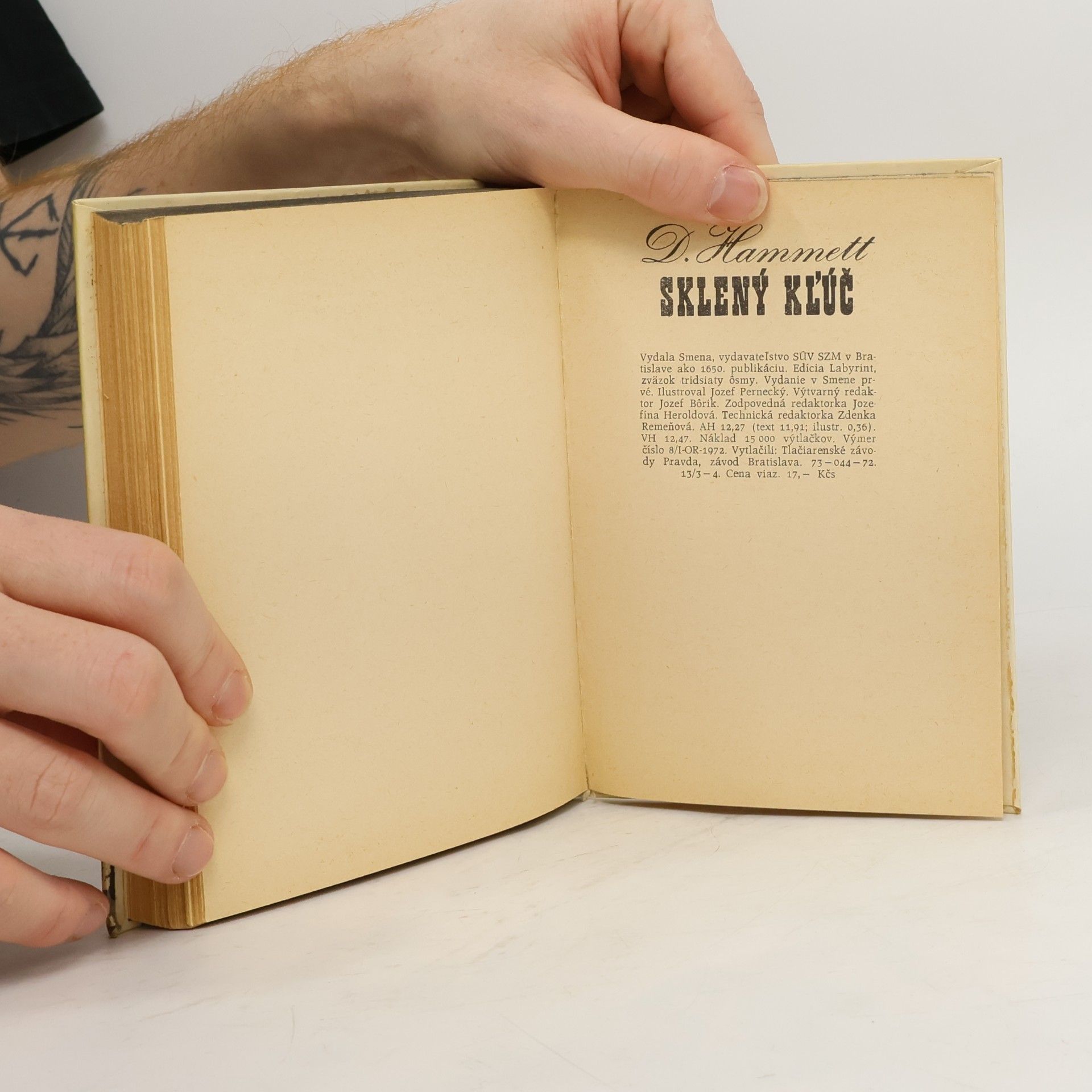 Dashiell Hammett Sklený kľúč