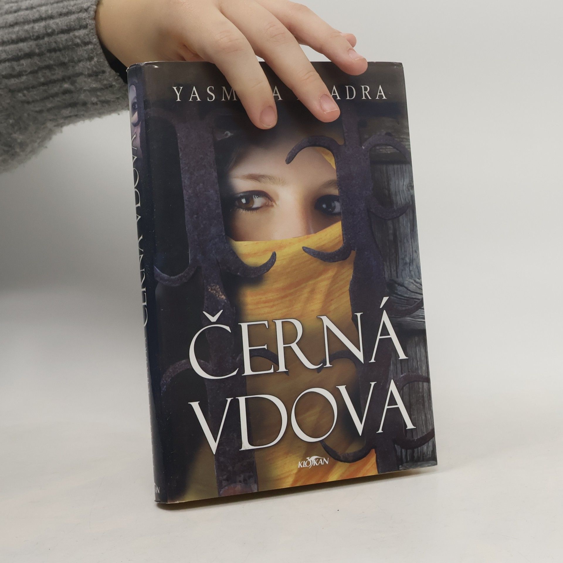 Yasmina Khadra Černá vdova