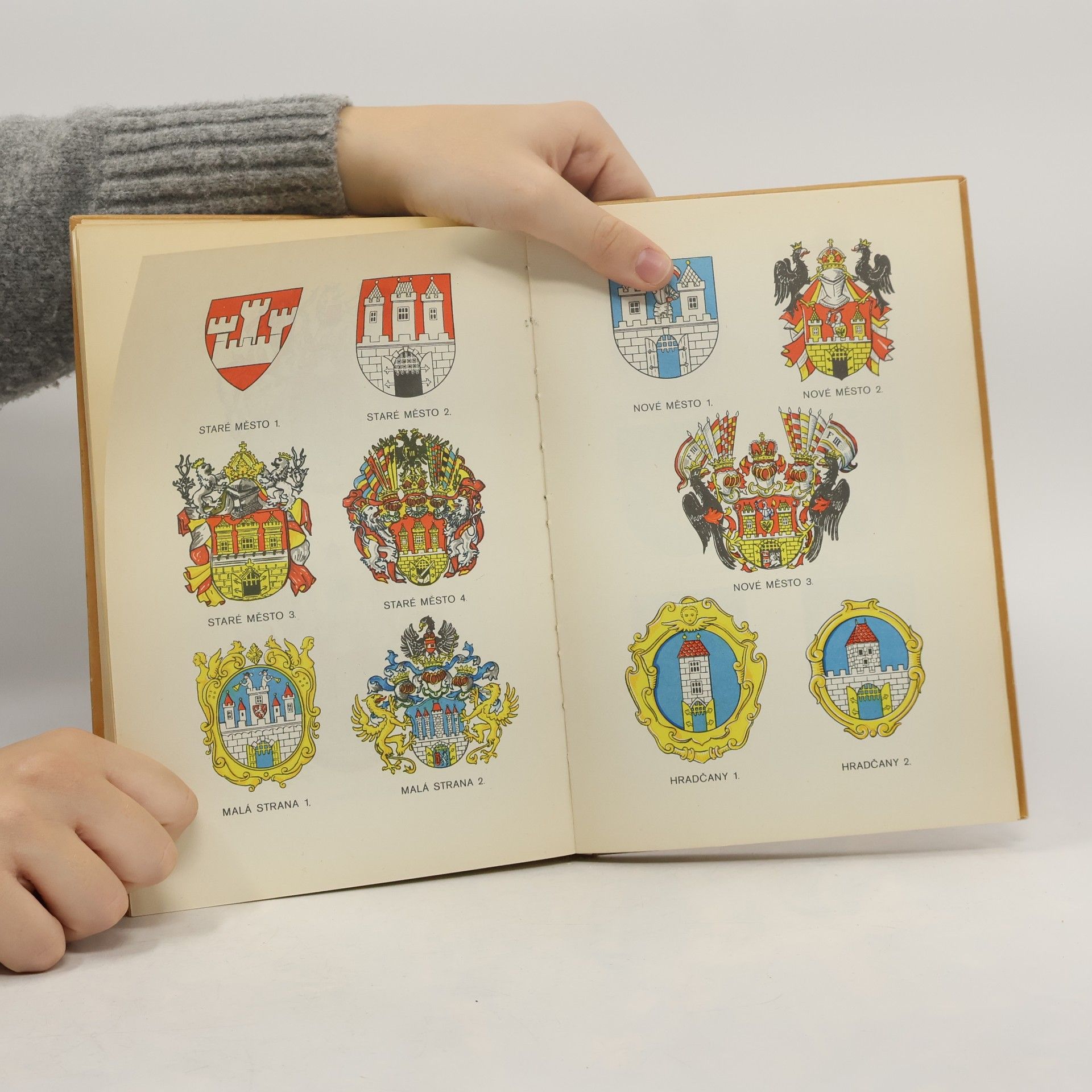 Alois Přibyl Znaky a pečetě středočeských měst