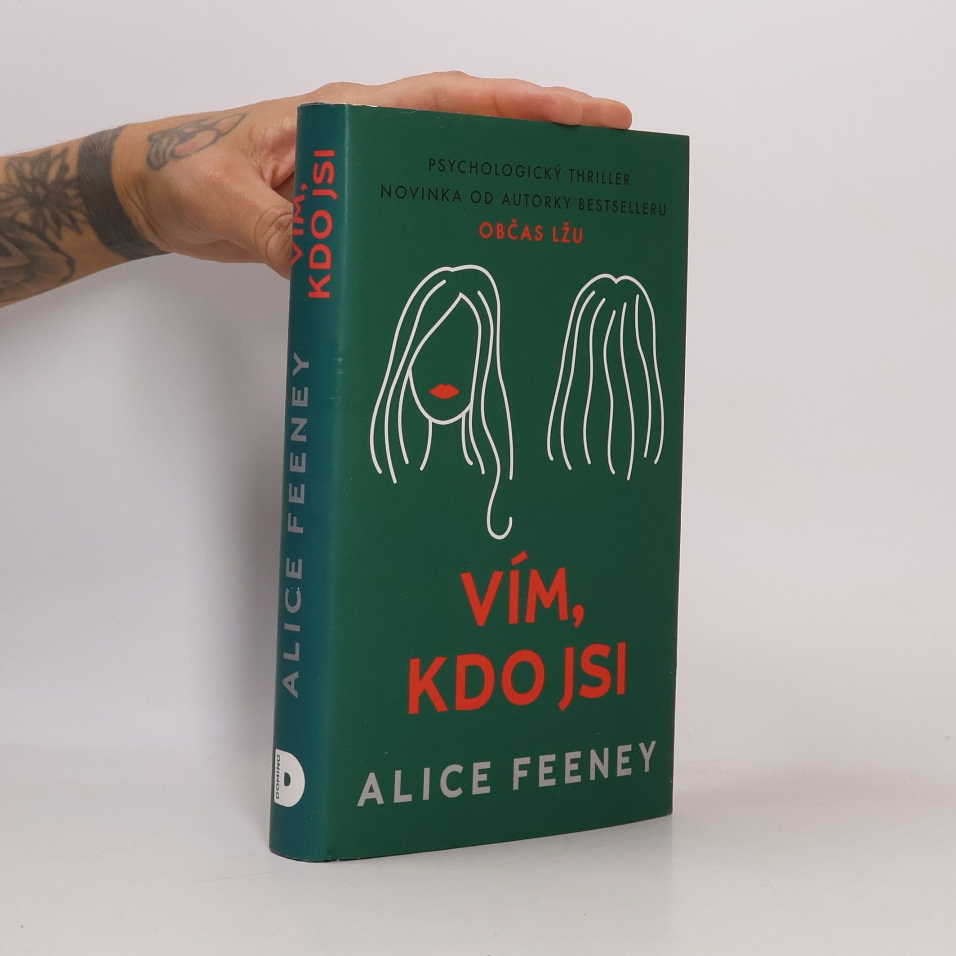 Alice Feeney Vím, kdo jsi