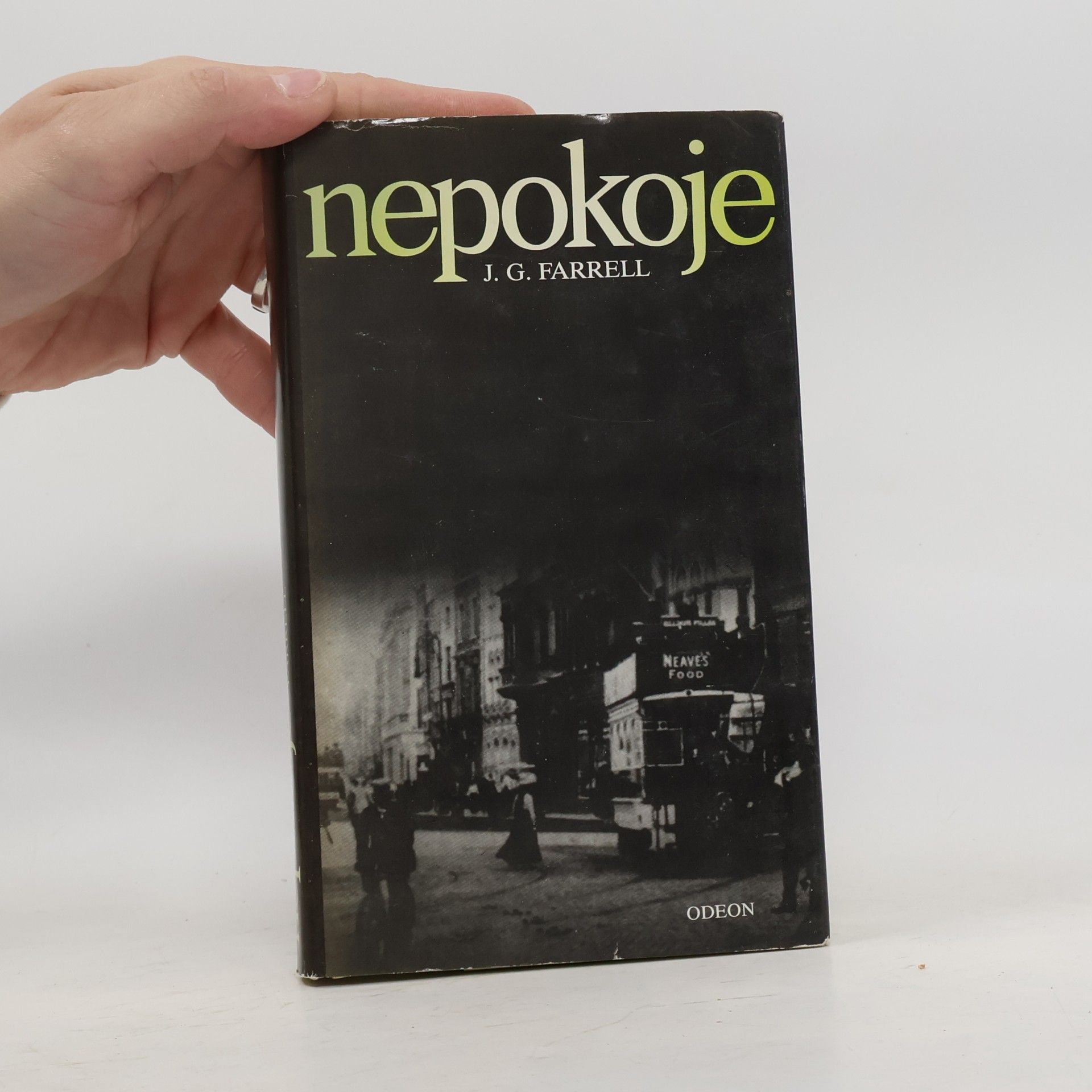 J. G. Farrell Nepokoje