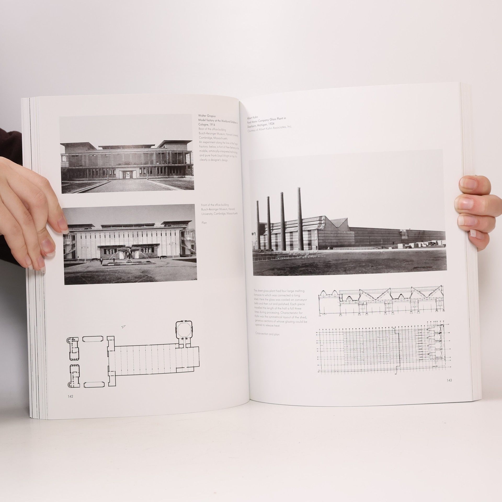 Peter Gössel Architecture in the 20th century. Volume 1 and 2