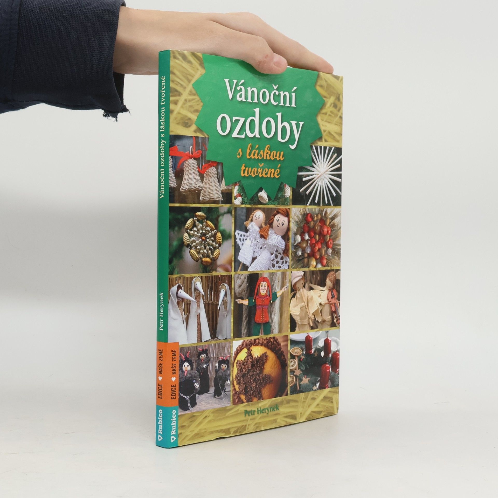 Vánoční ozdoby s láskou tvořené