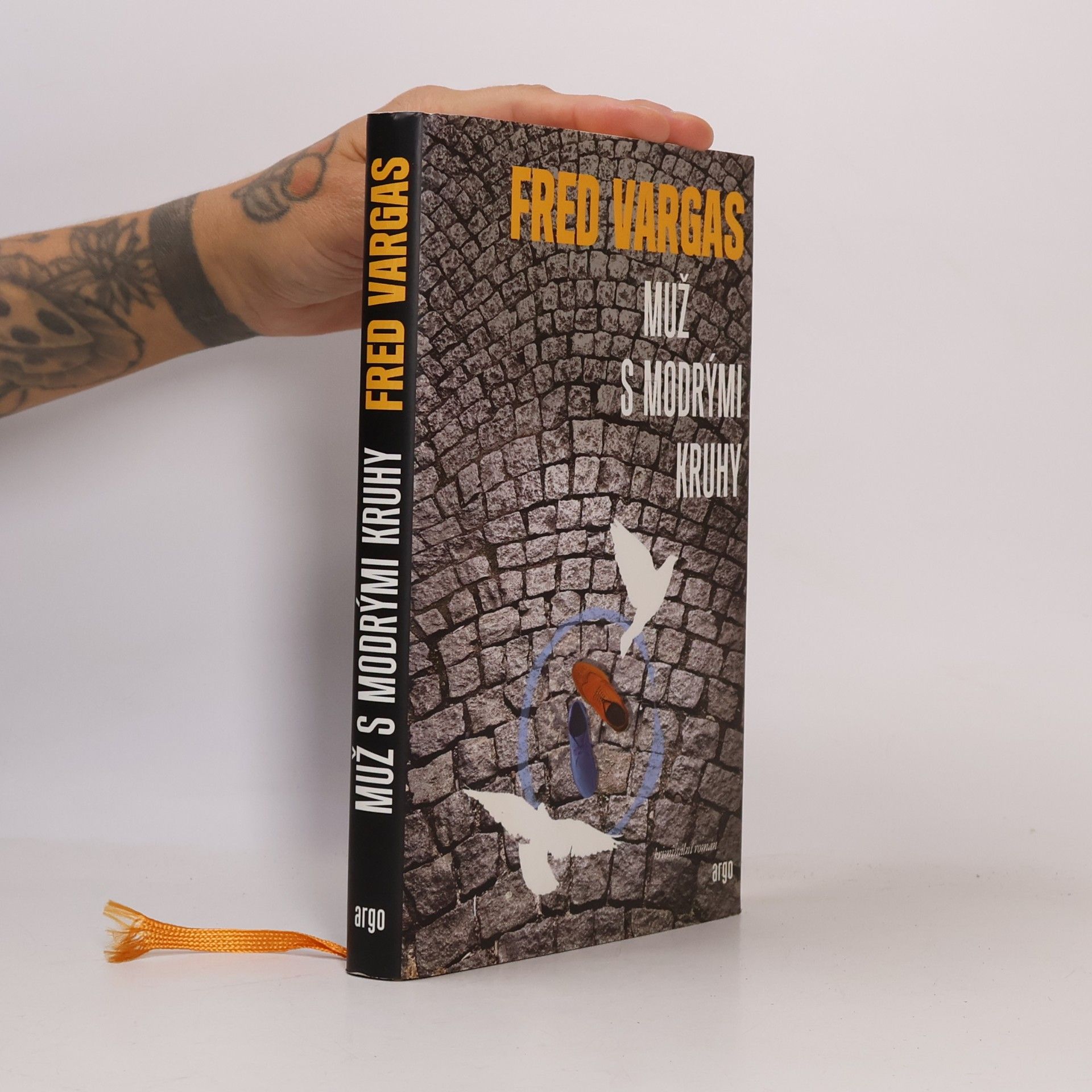 Fred Vargas Muž s modrými kruhy