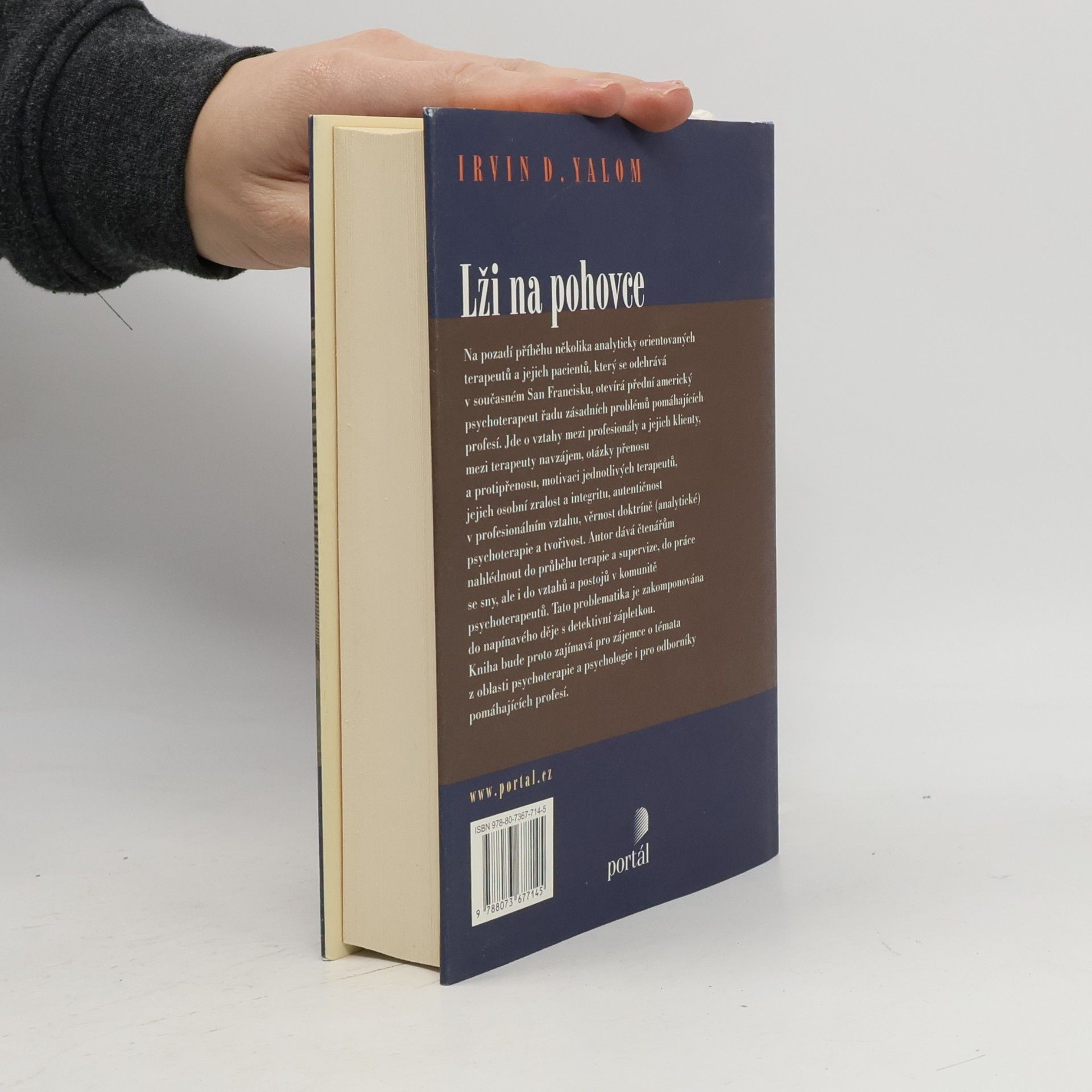 Irvin Yalom Lži na pohovce