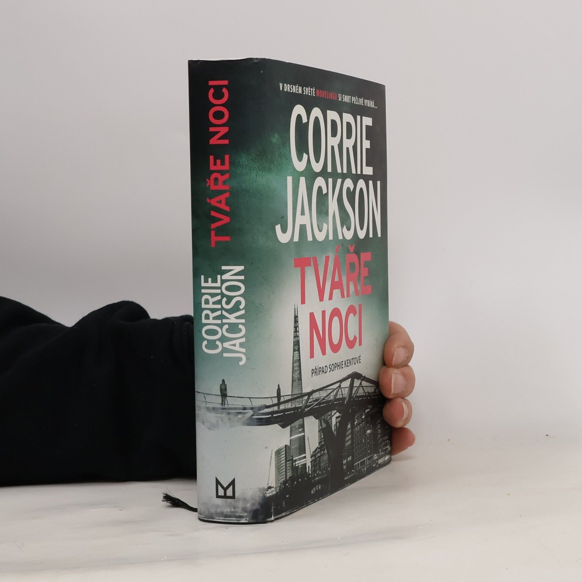 Corrie Jackson Tváře noci