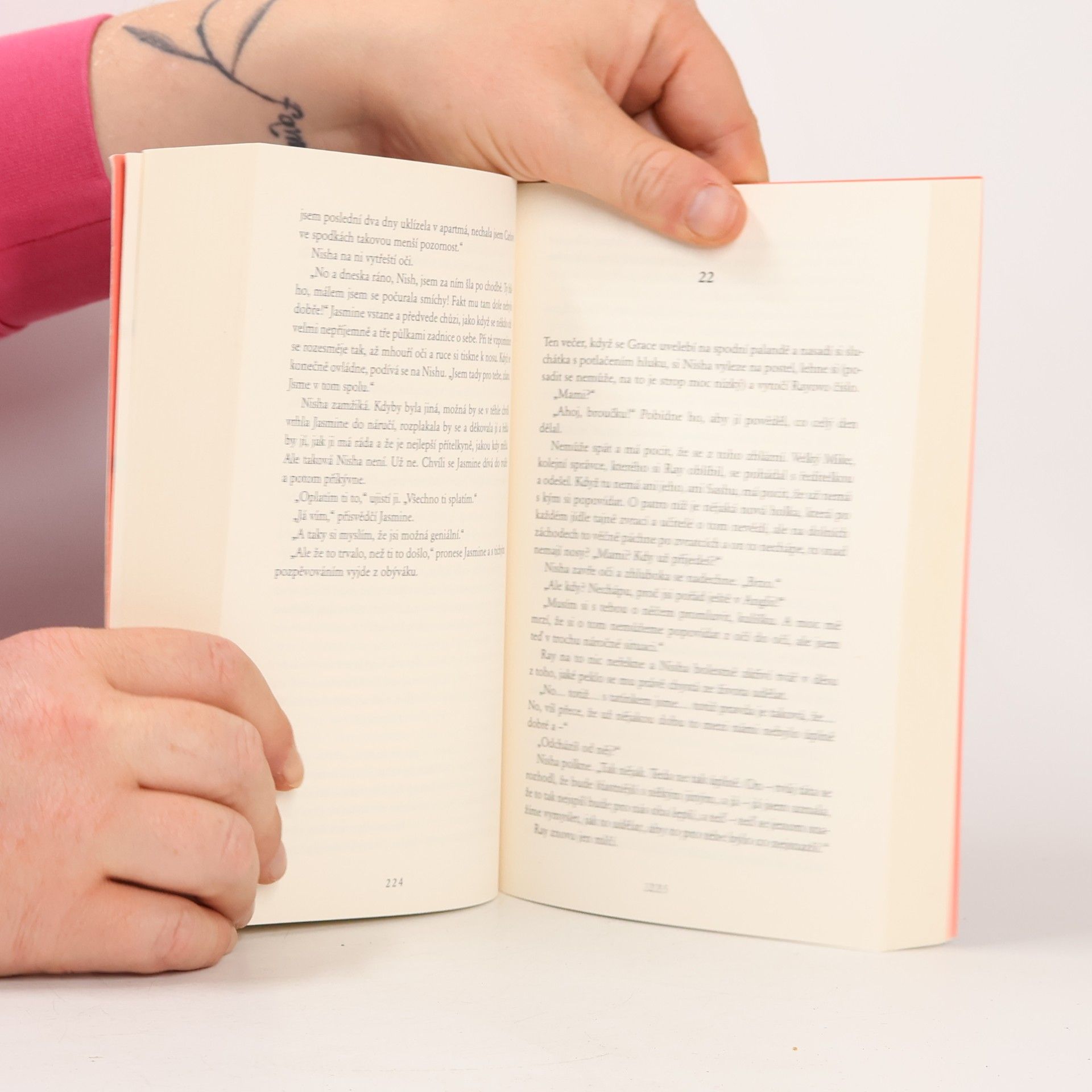 Jojo Moyes V cizích botách