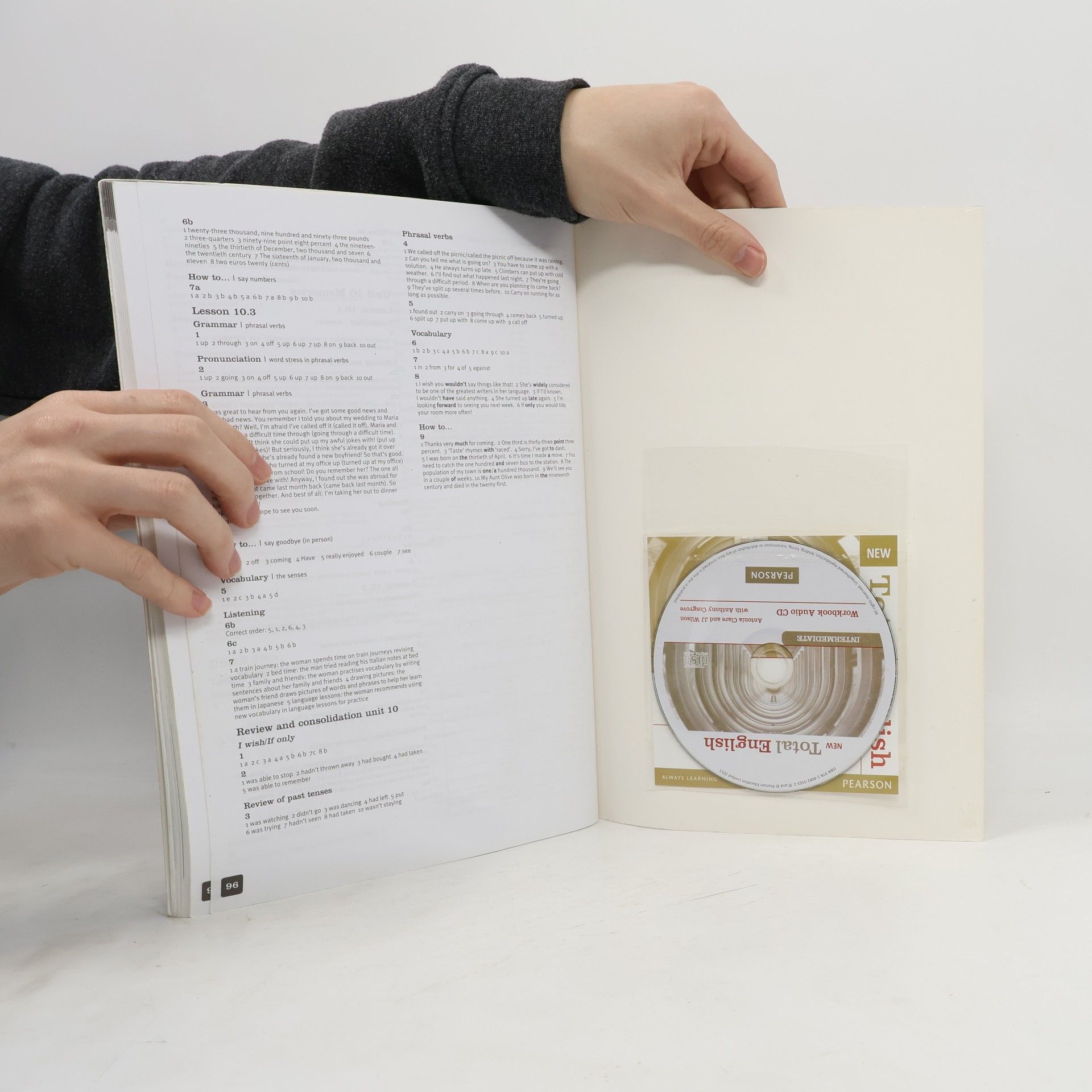 Antonia Clare New Total English: Intermediate: Workbook with key